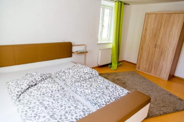 Economy Double Room - Photo 2