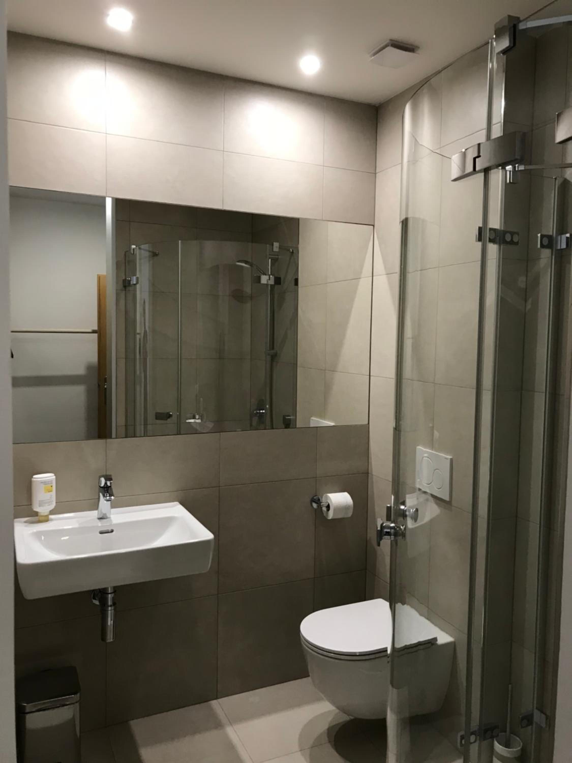 Business Double Room with Courtyard View - Photo 6