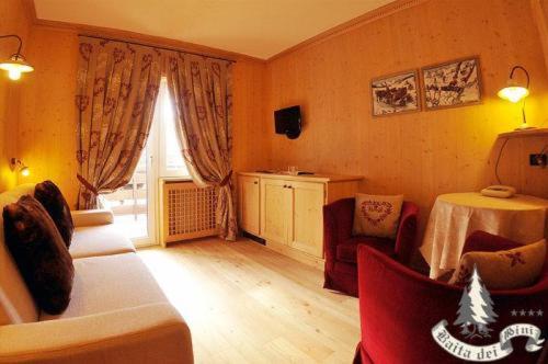Suite - Photo 4