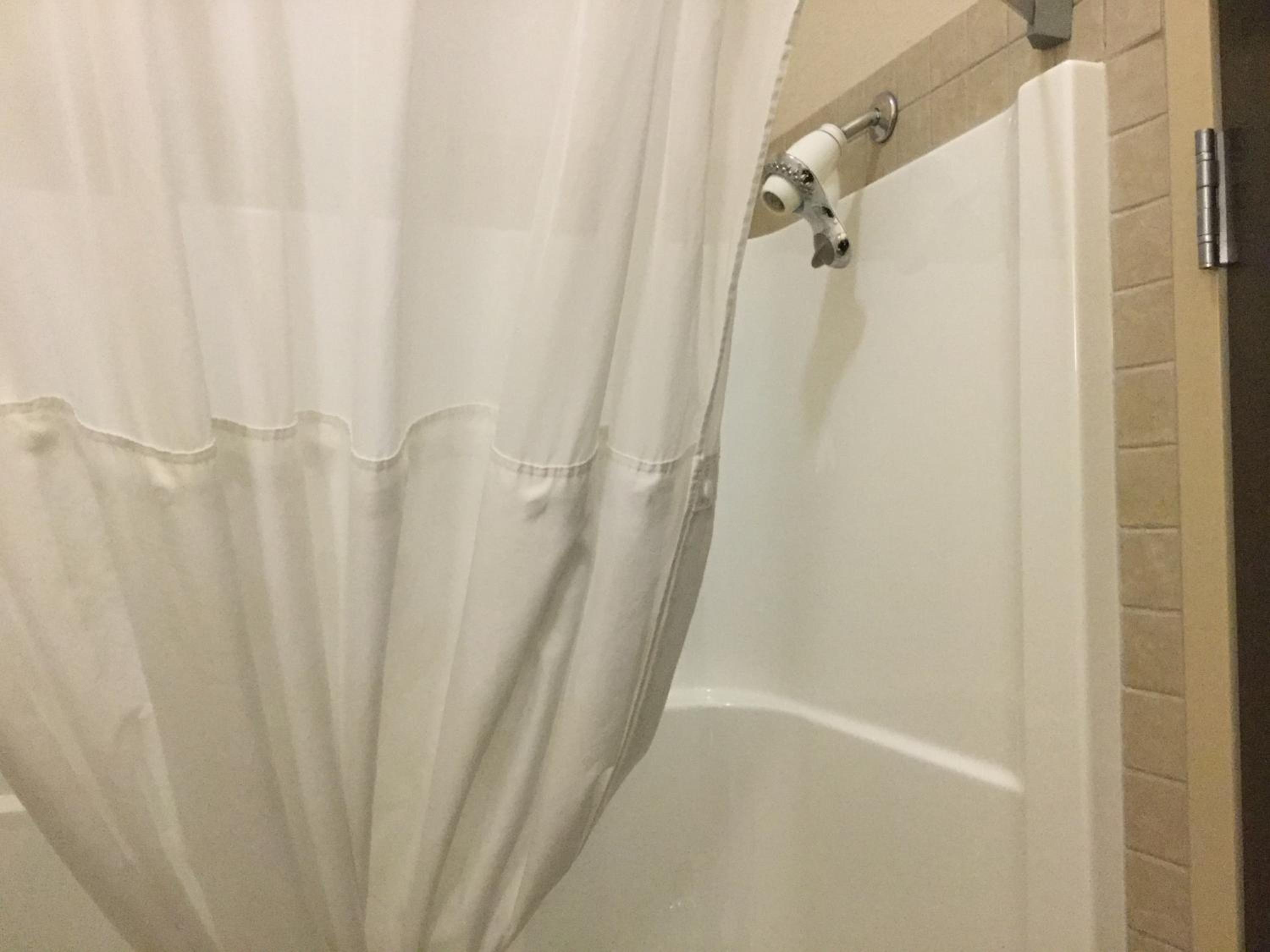 King Suite with Jettet Tub - Non-Smoking - Photo 4