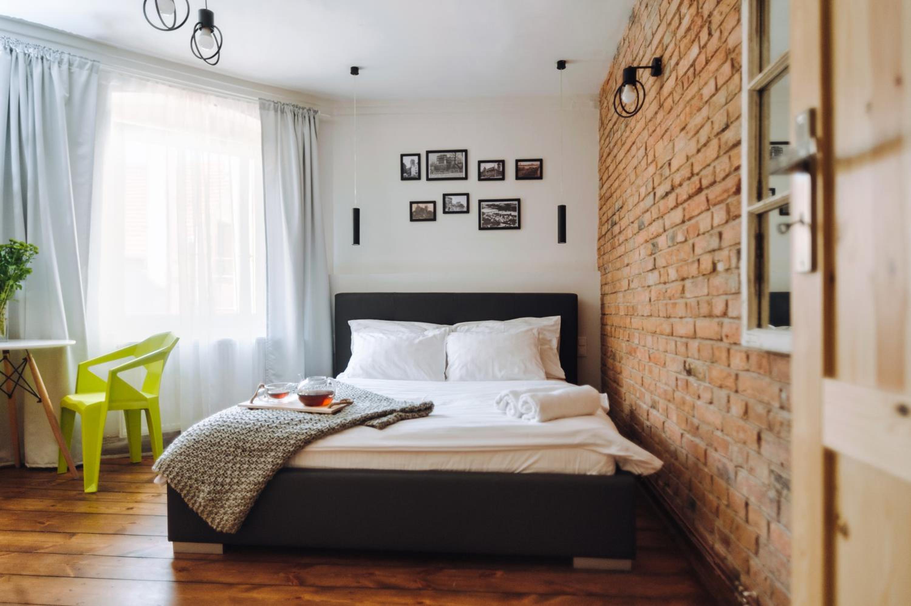 Studio Apartment (2nd floor) - Photo 1