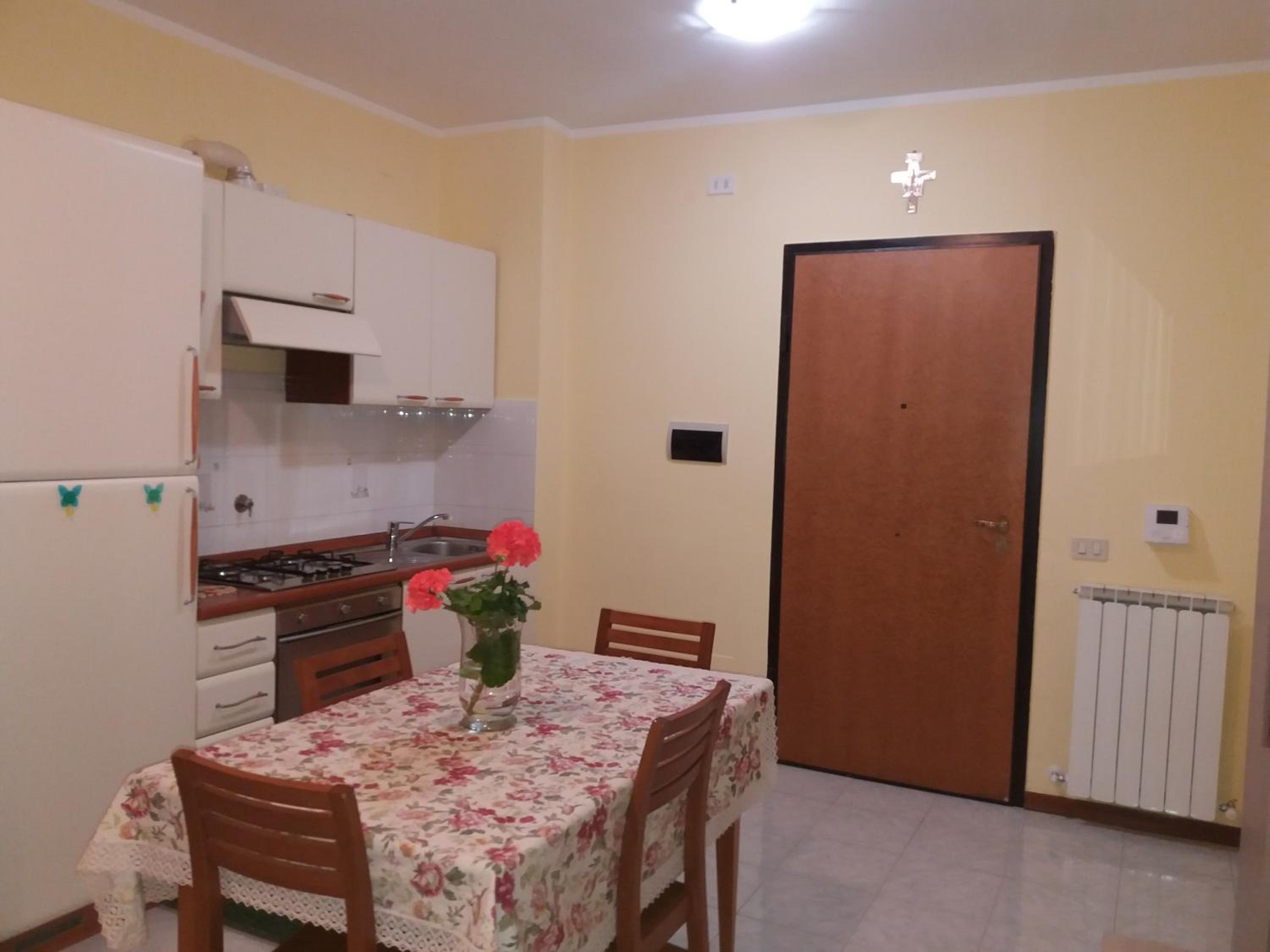 Apartment - Photo 25