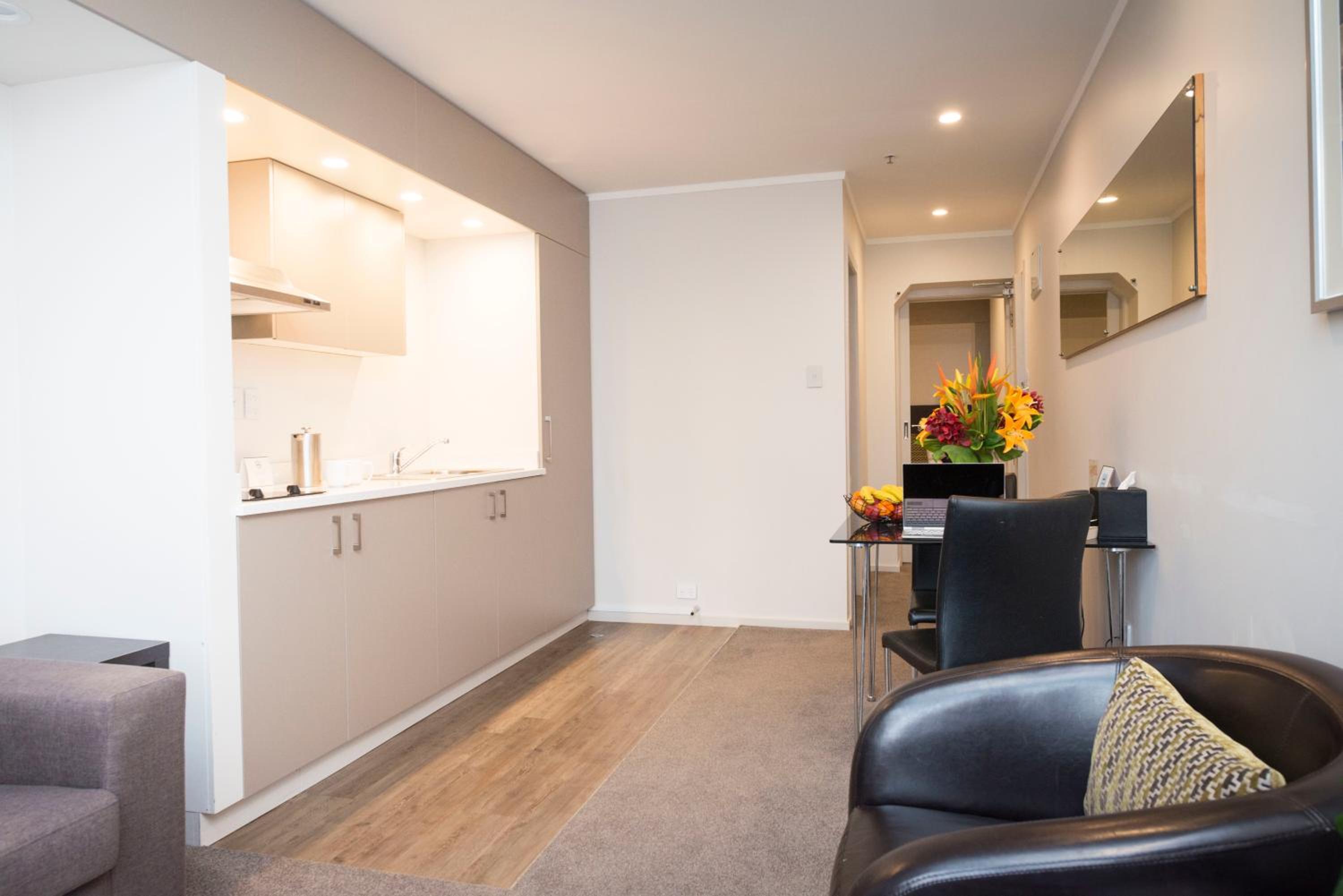 One-Bedroom Apartment - Photo 6