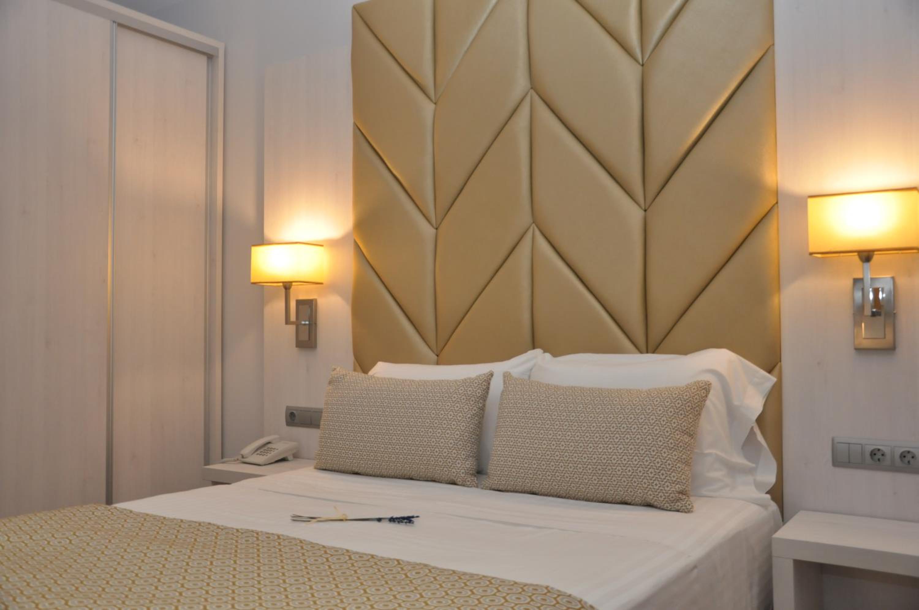 Double Room - 1 Bed - Photo 5