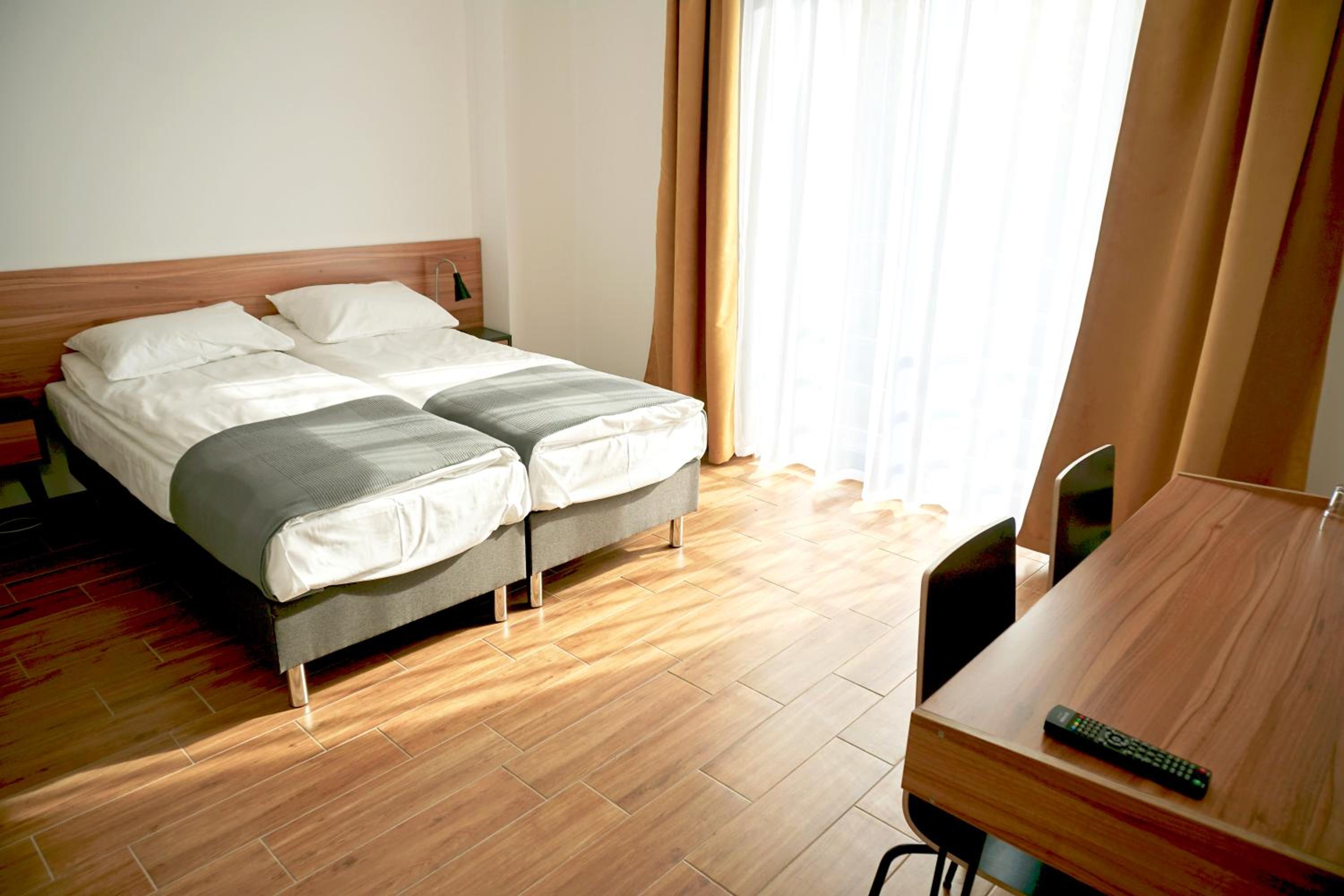 Single Room photo 3