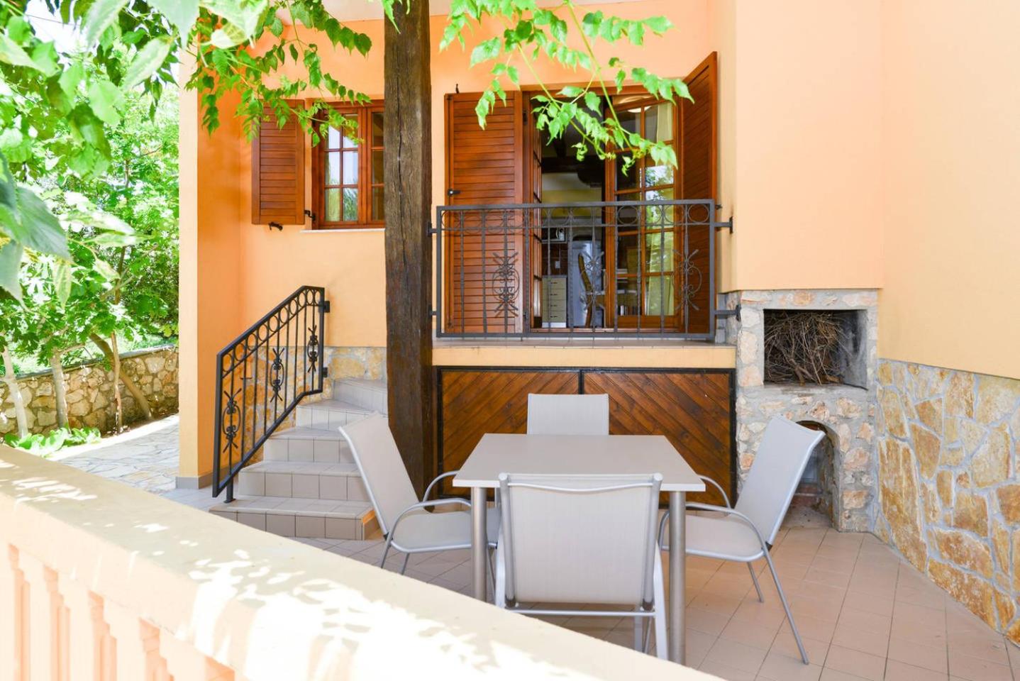 Apartment With Terrace photo 3