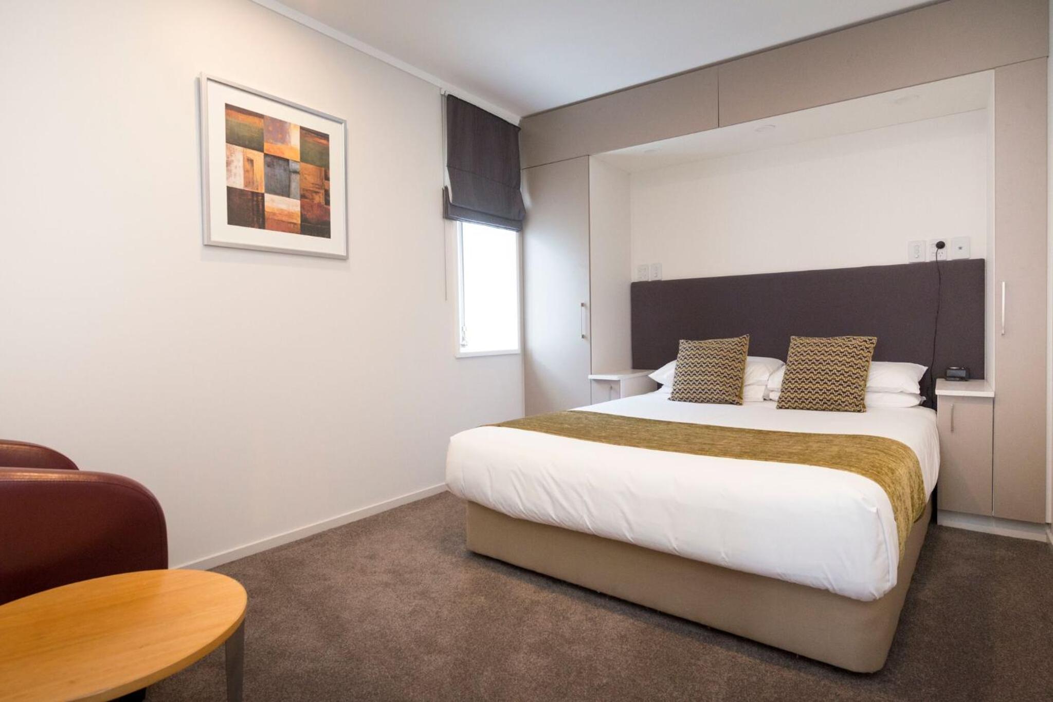 Two-Bedroom Apartment - Photo 2