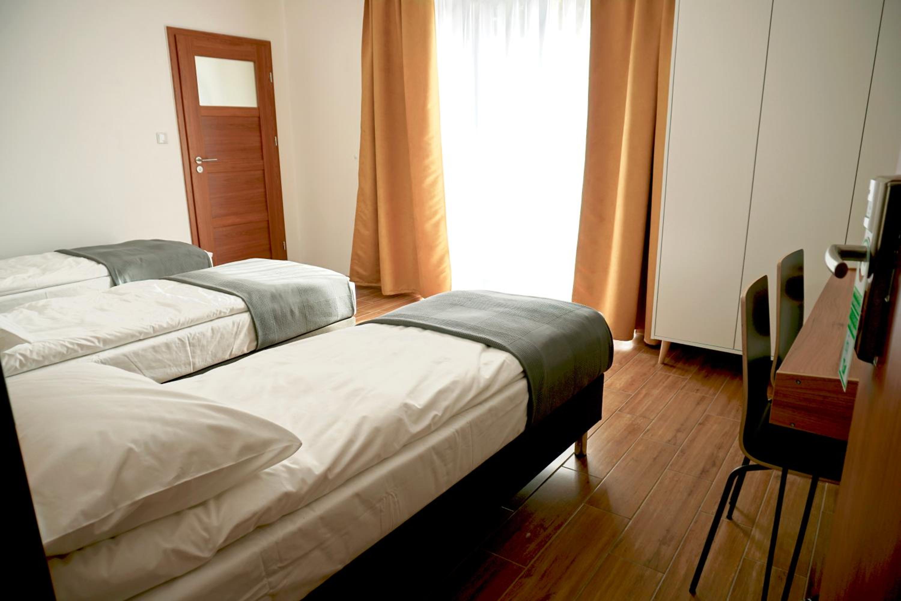 Triple Room photo 2