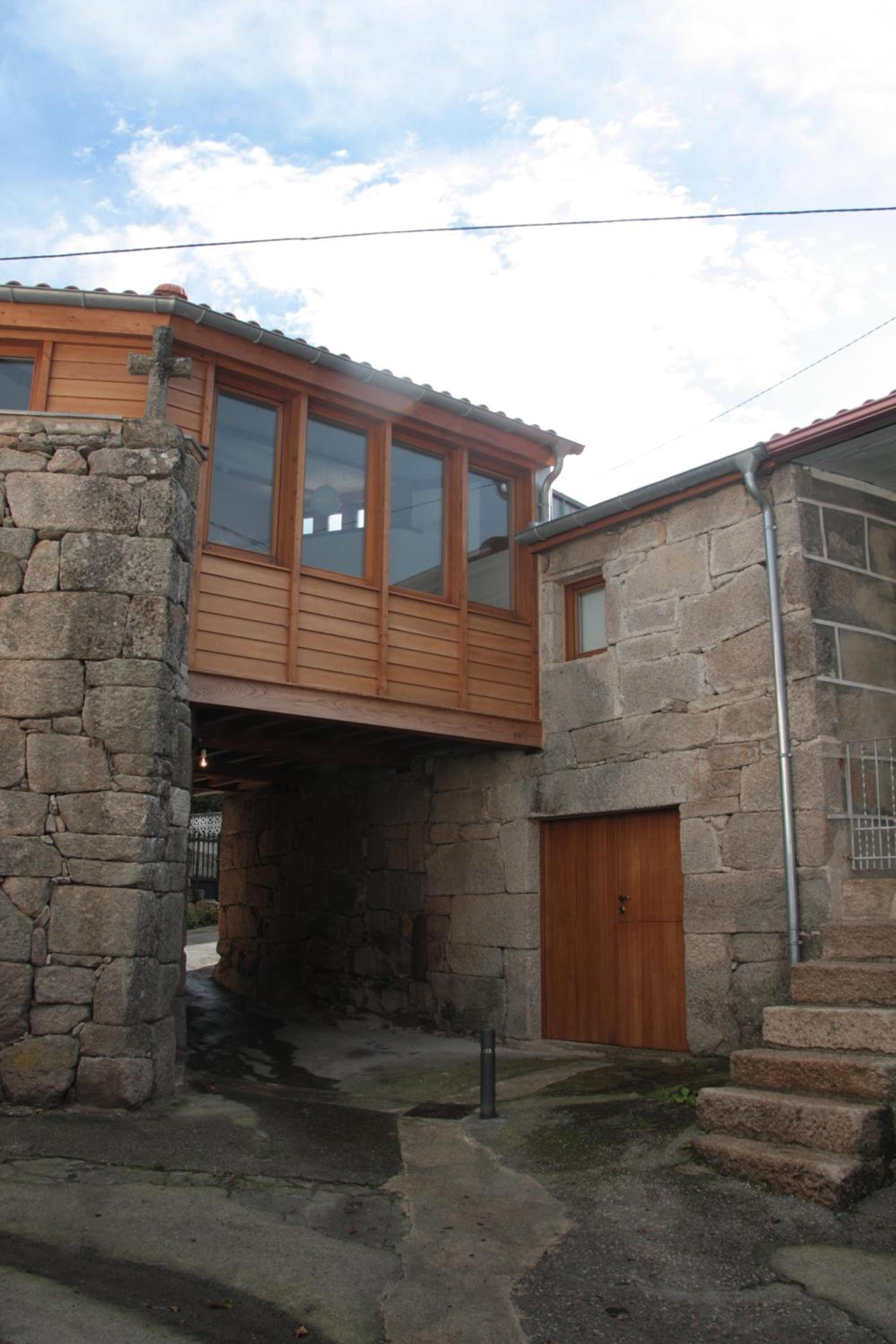 Two-Bedroom House photo 3