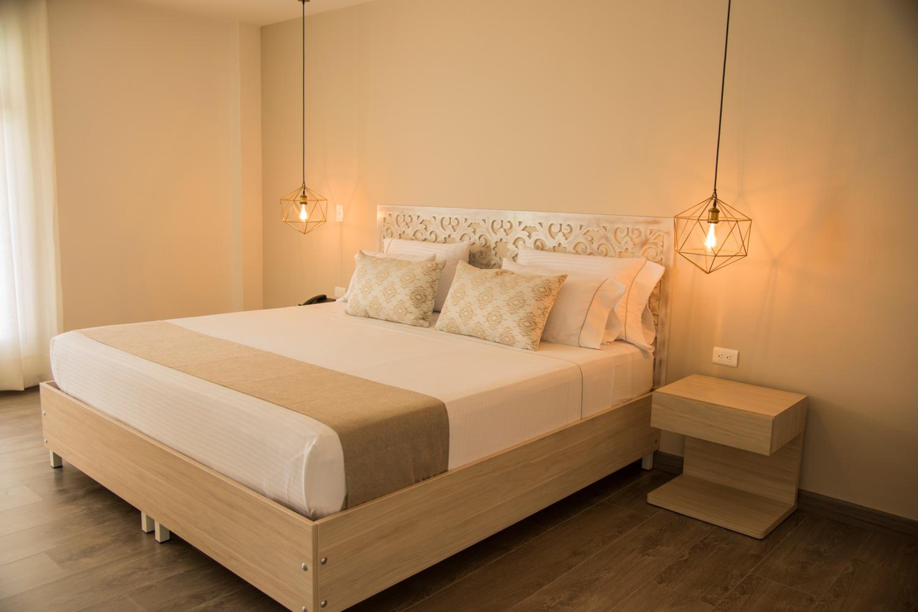 King Suite with Spa Bath photo 2