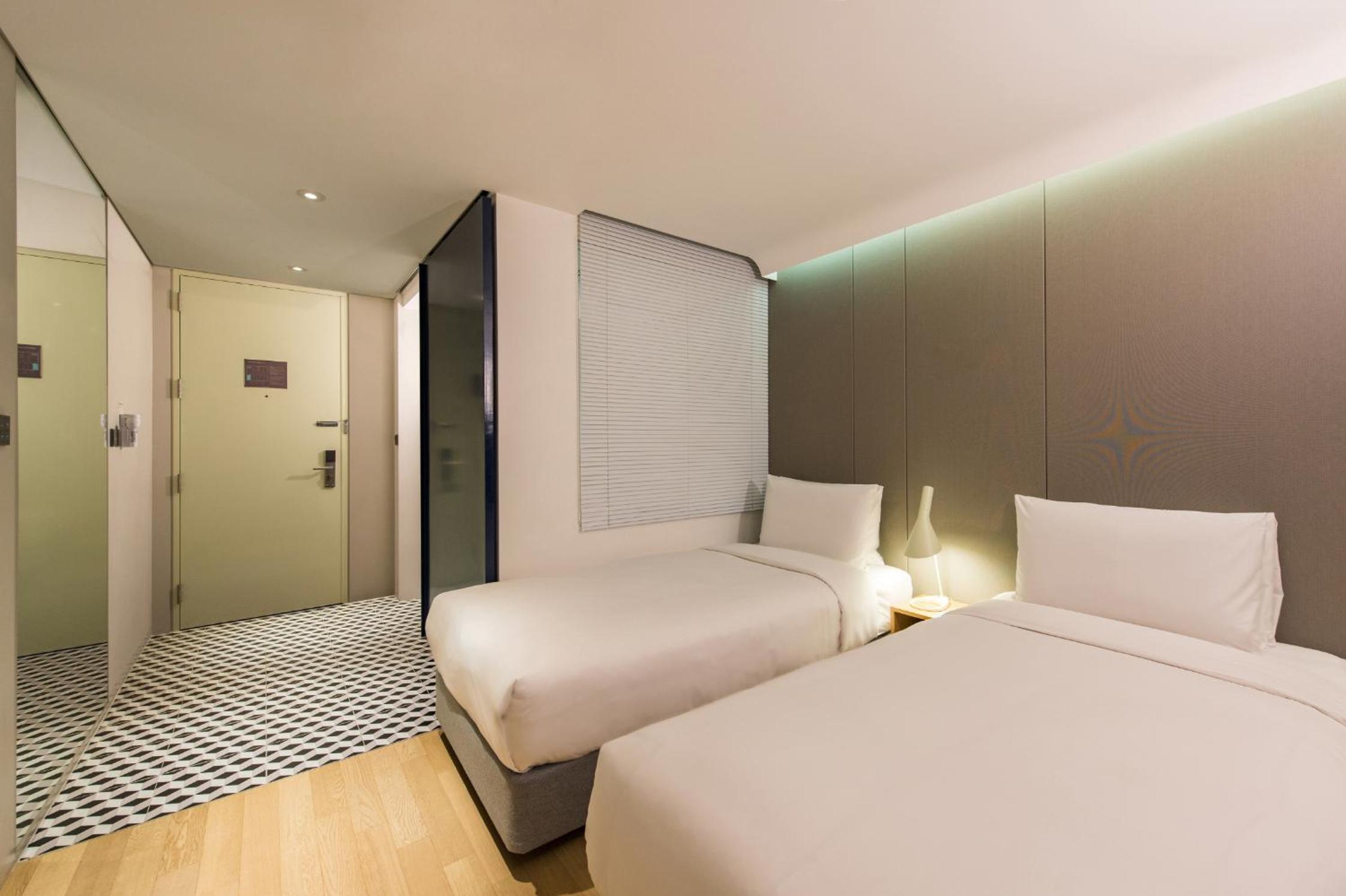 Deluxe Twin Room photo 2