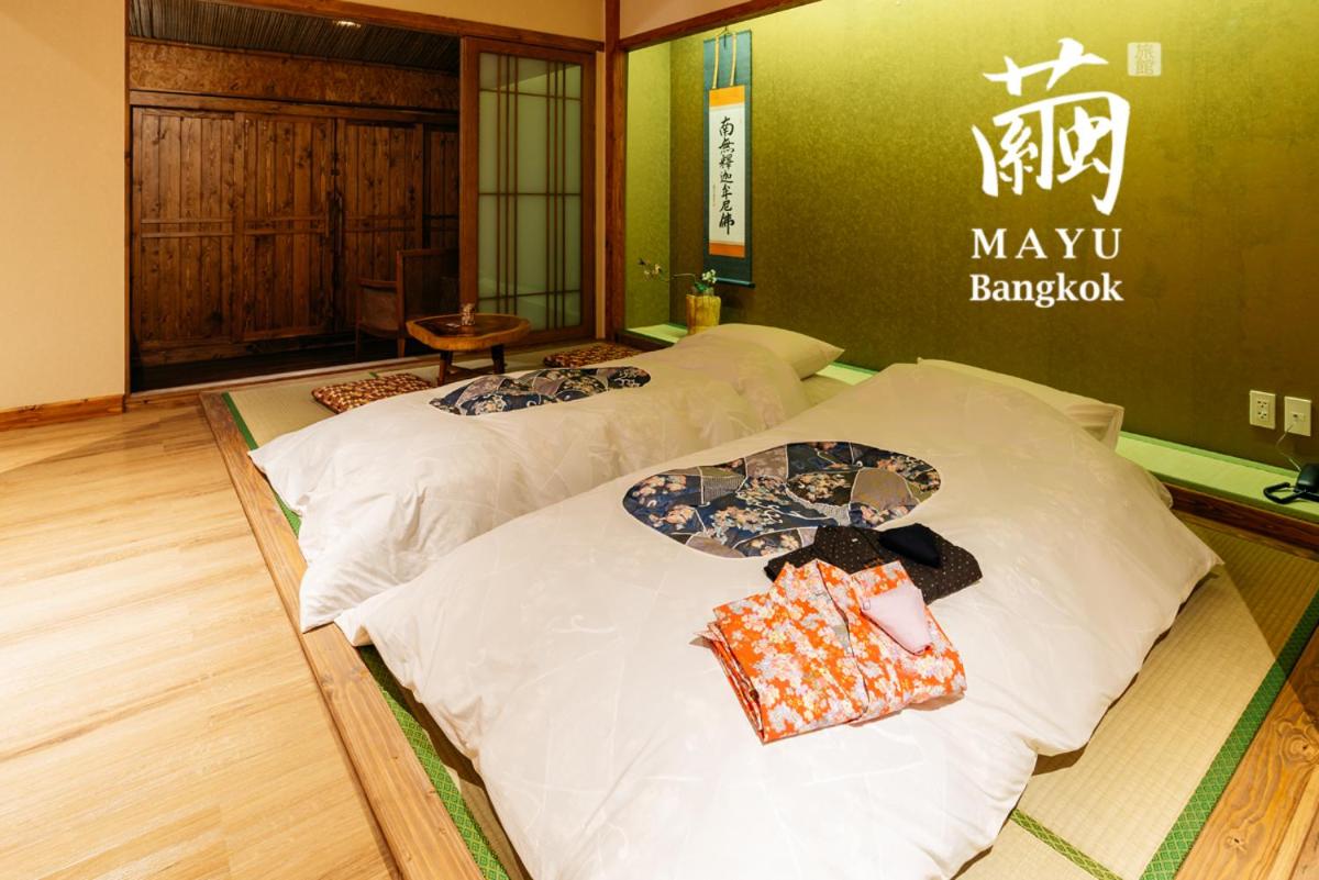 King Suite with Balcony photo 1