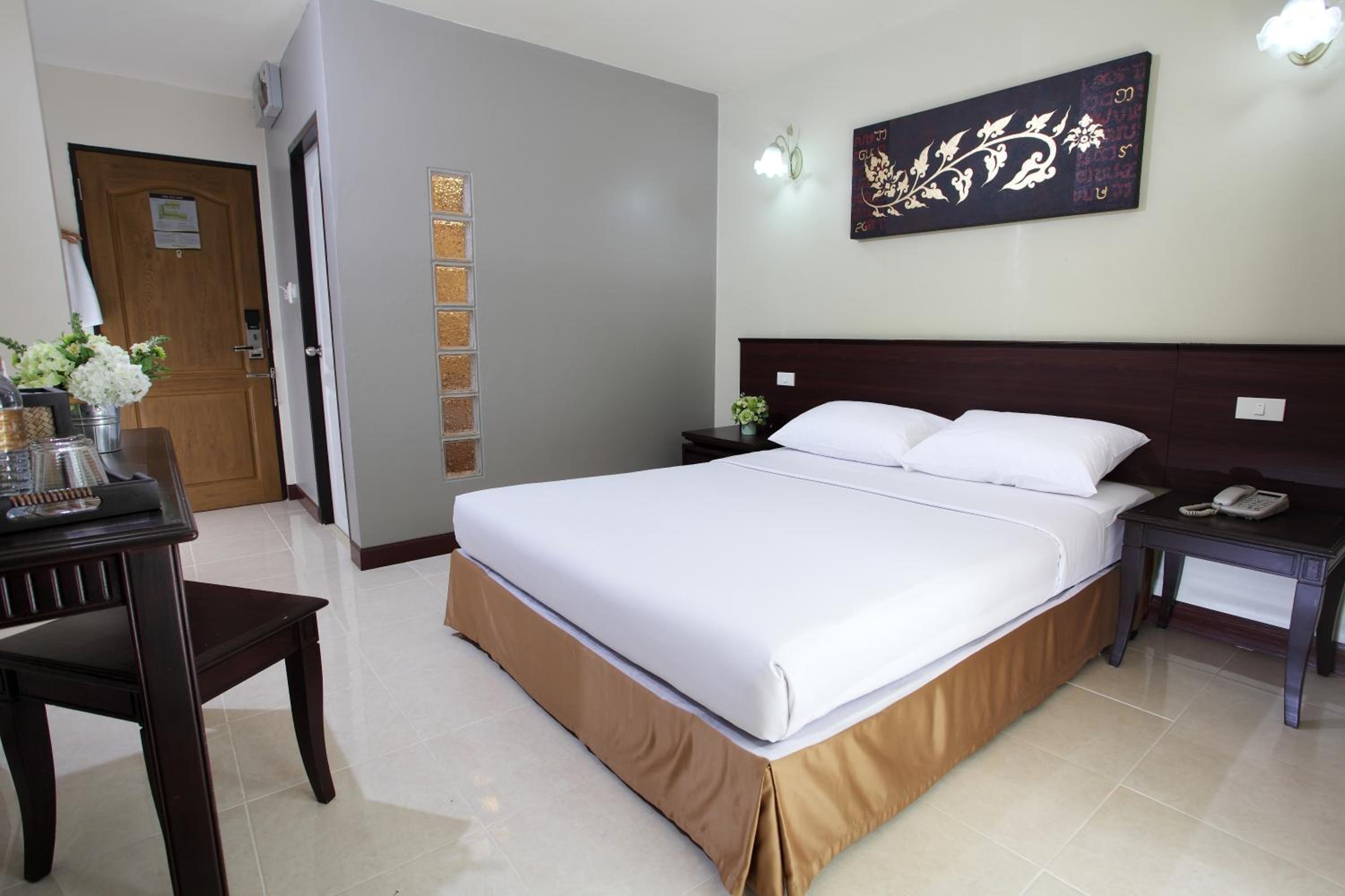 Deluxe Double Room photo 2