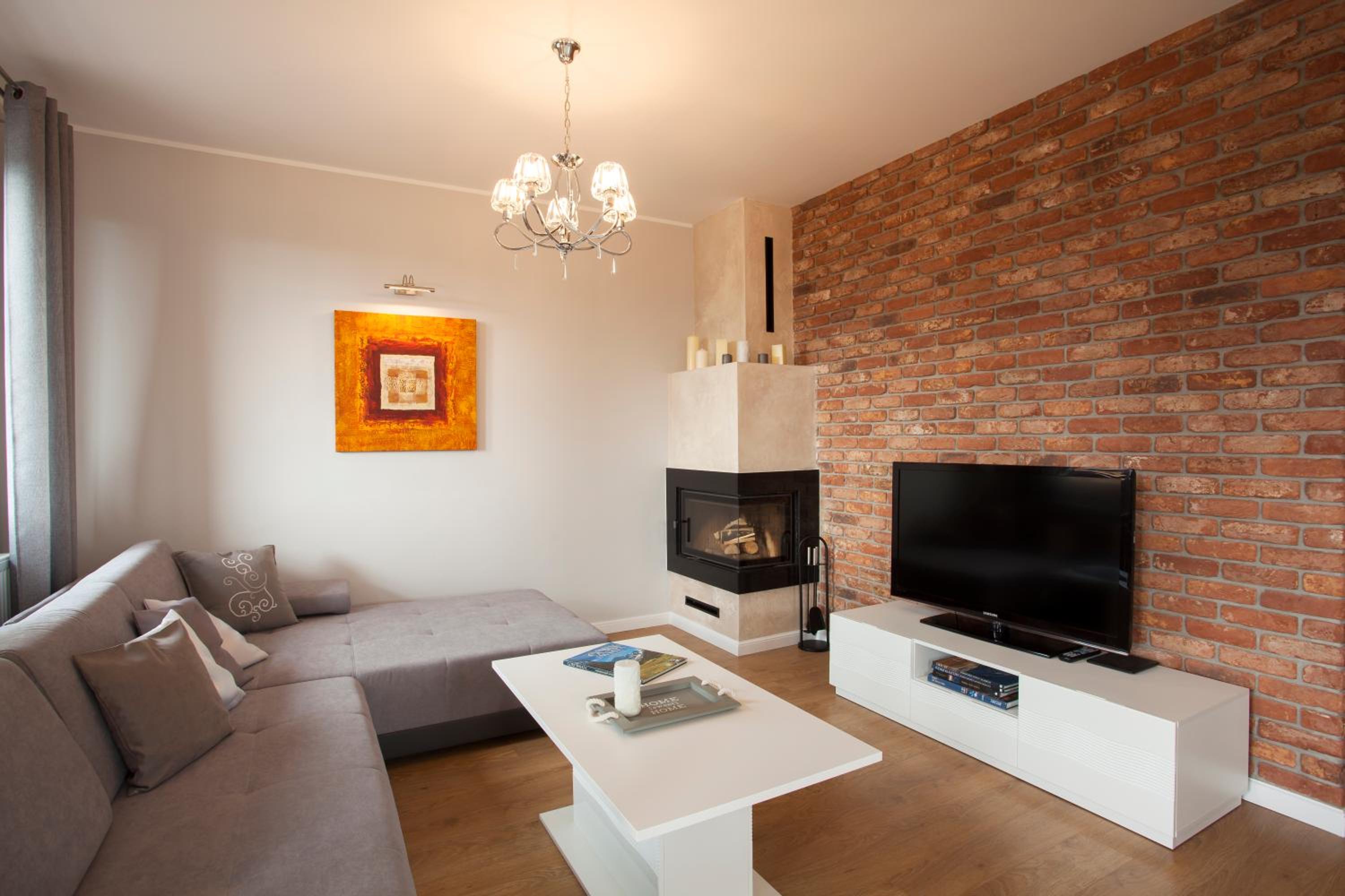One-Bedroom Apartment - Photo 26