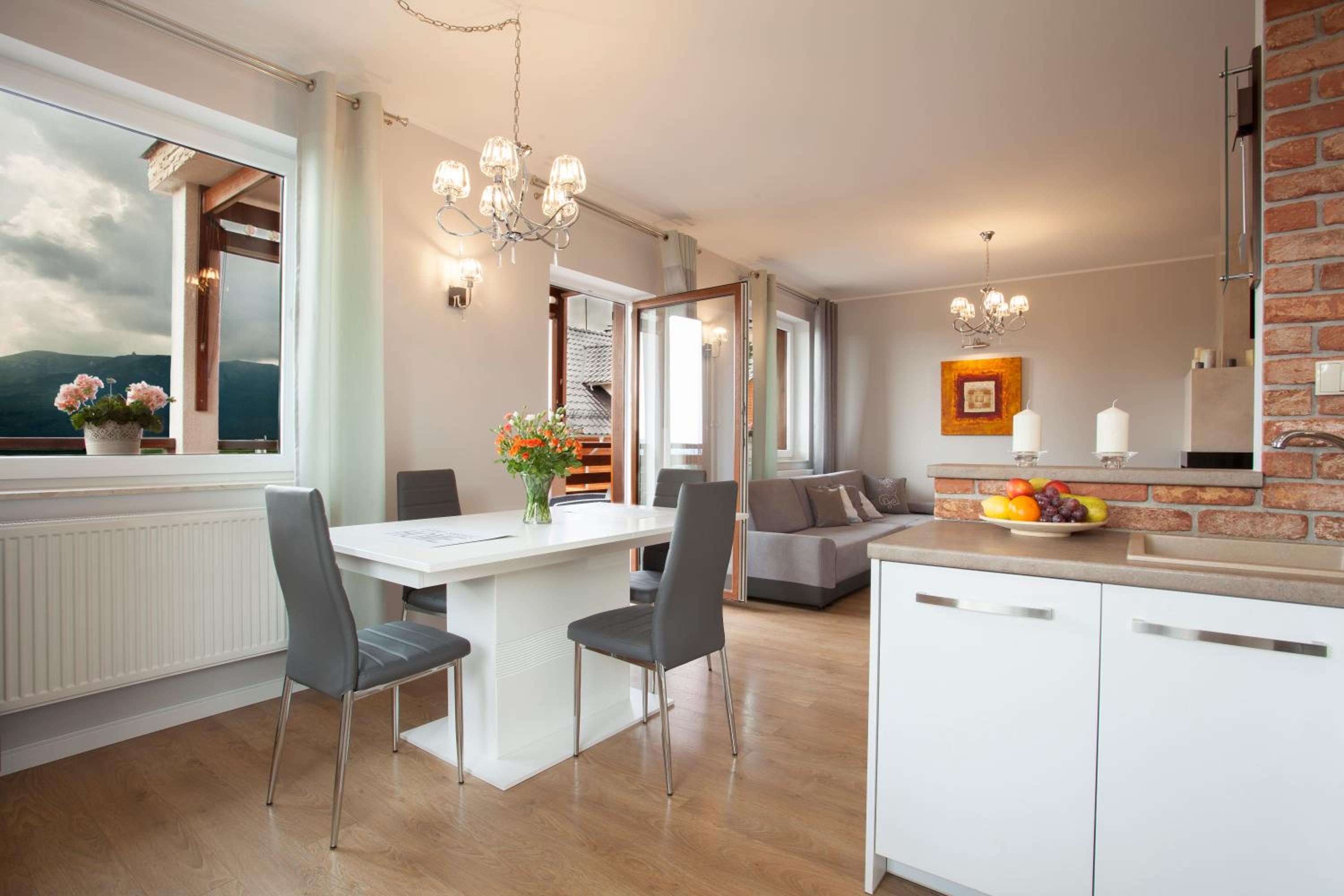 One-Bedroom Apartment - Photo 23