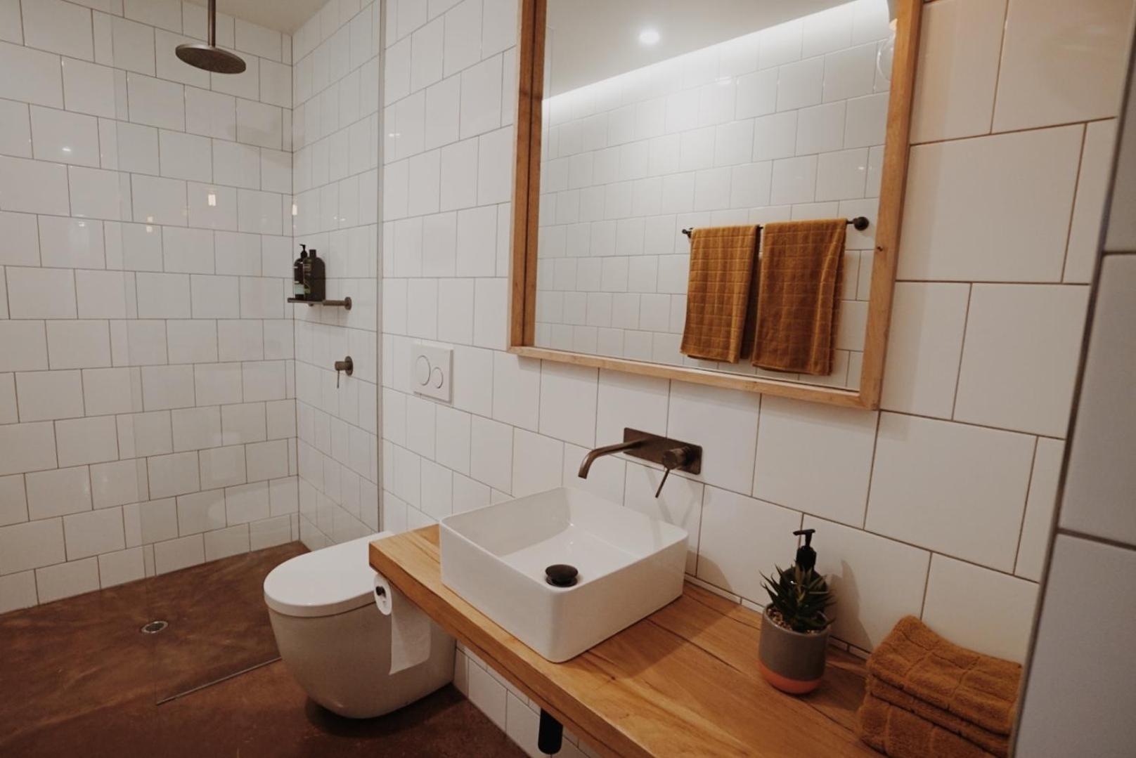 Two-Bedroom Apartment- No garage parking