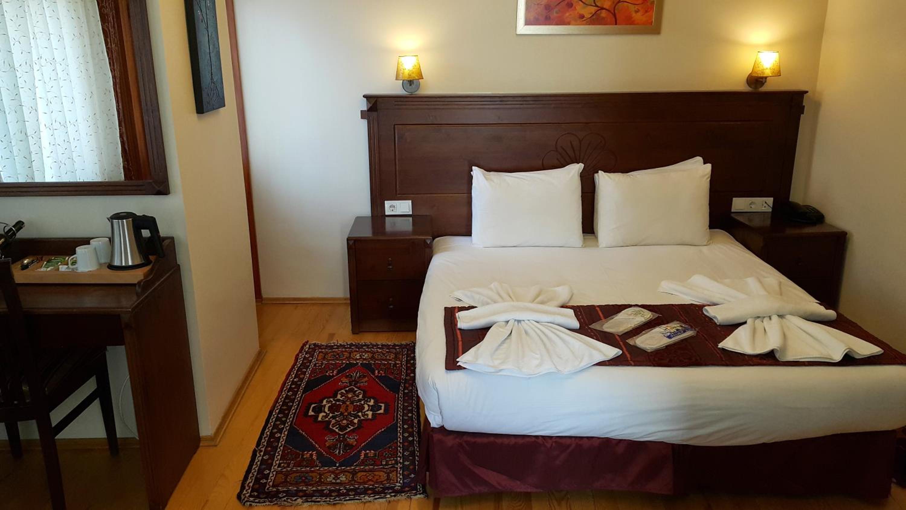 Deluxe Double or Twin Room photo 3