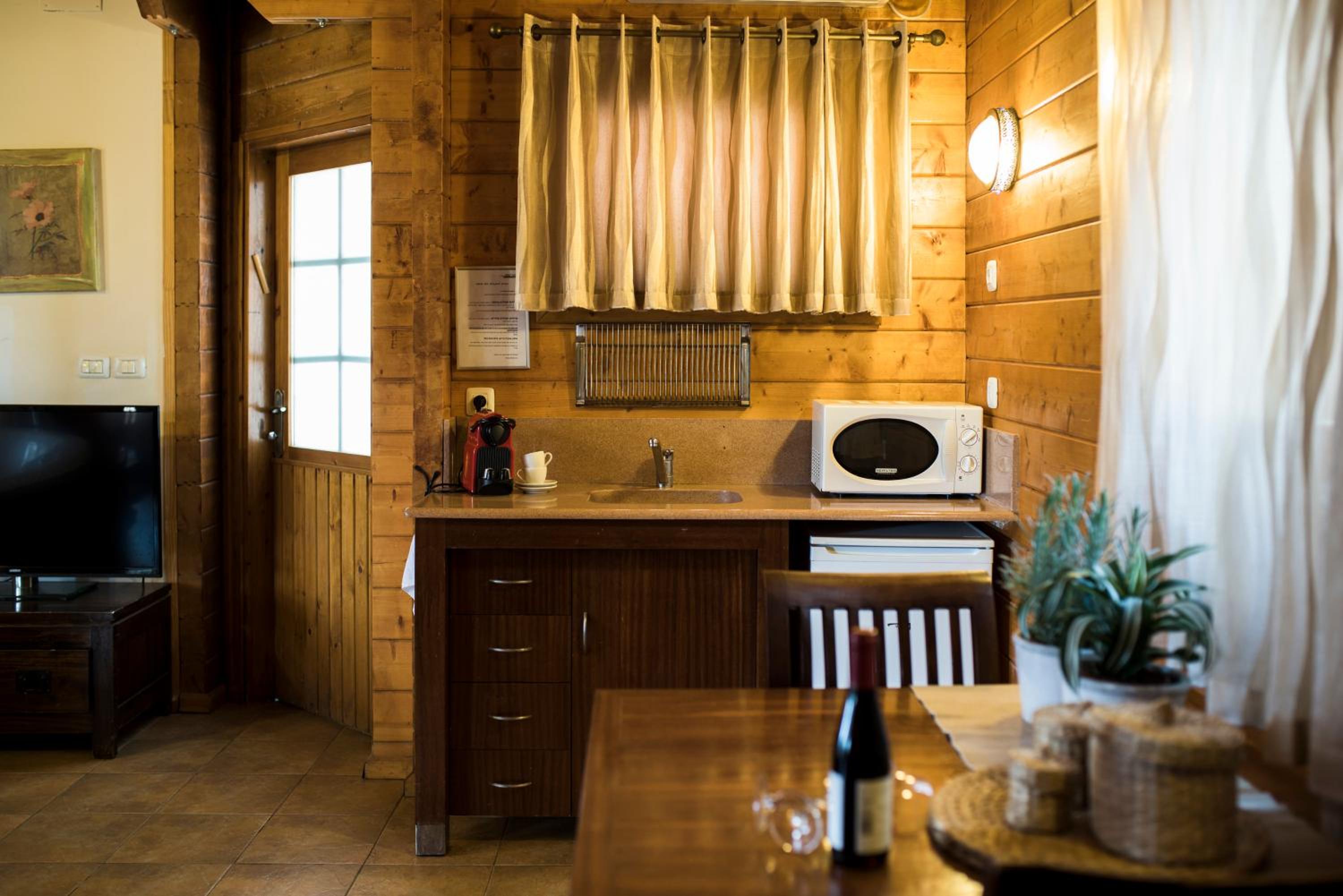 Horesh Chalet photo 3