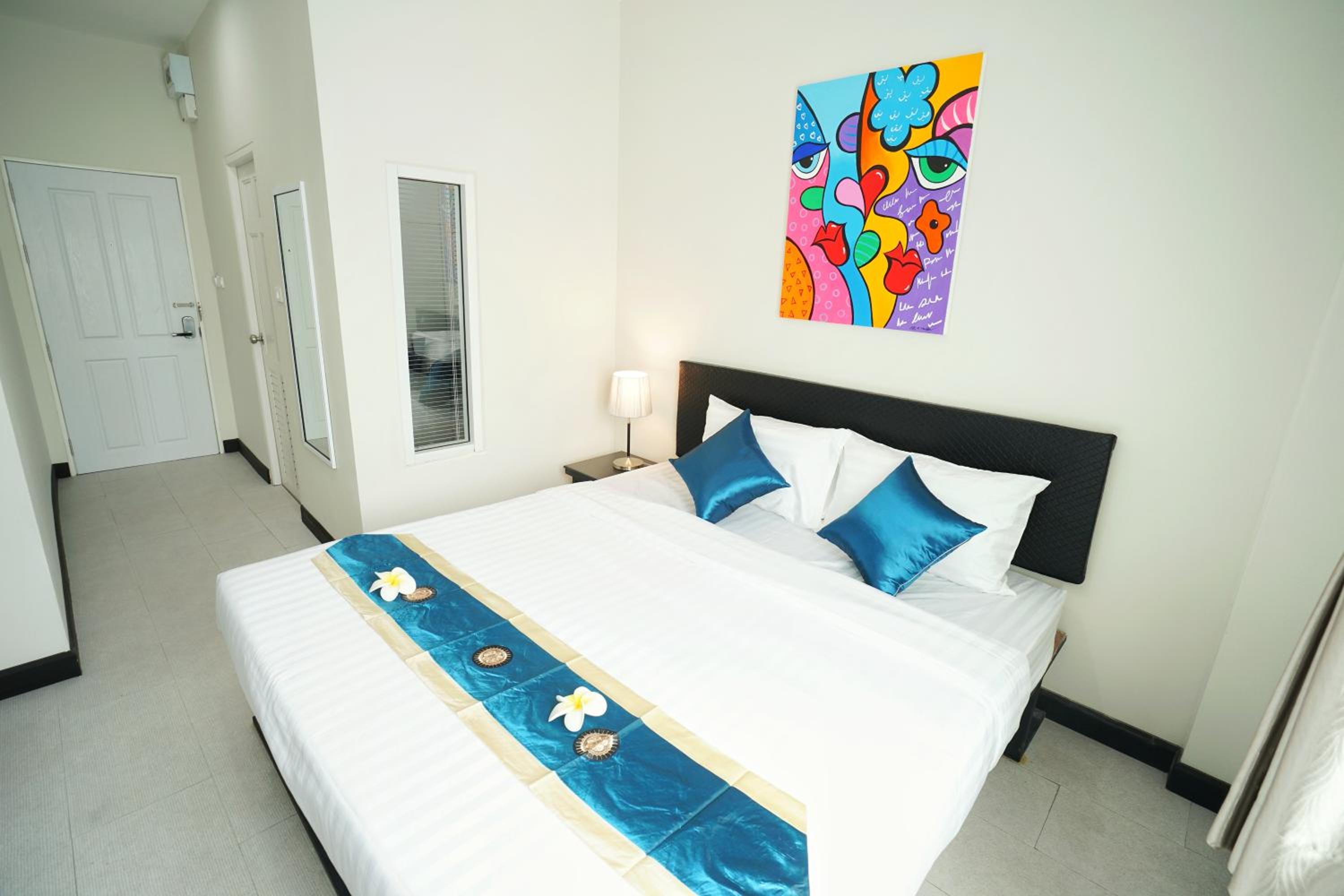 Standard Double Room photo 2