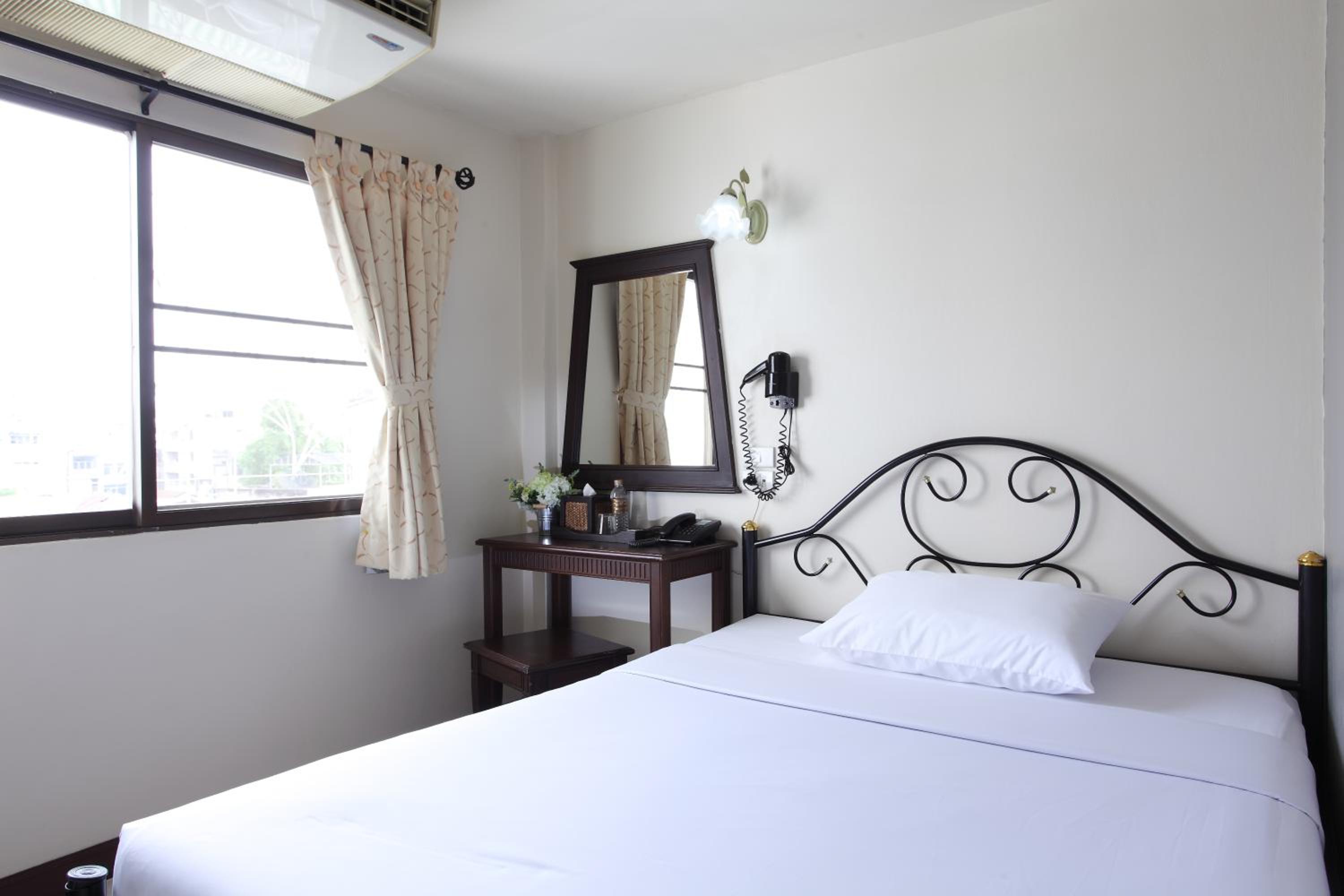 Deluxe Single Room photo 1