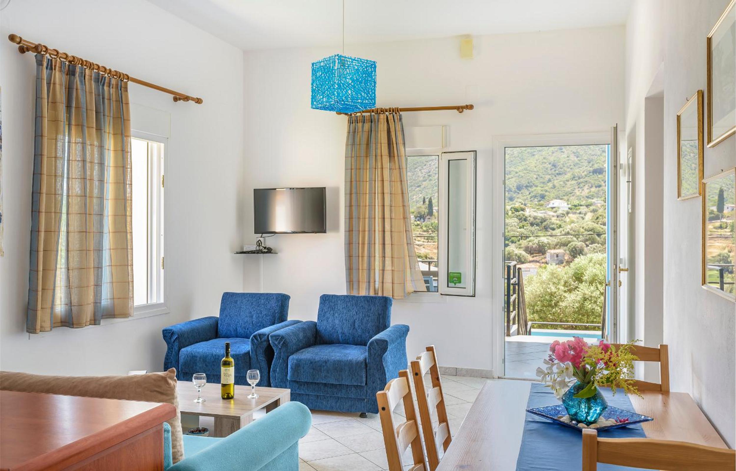 Haus 2 - Villa mit zwei Schlafzimmern und privatem Pool (2-6 Erwachsene)