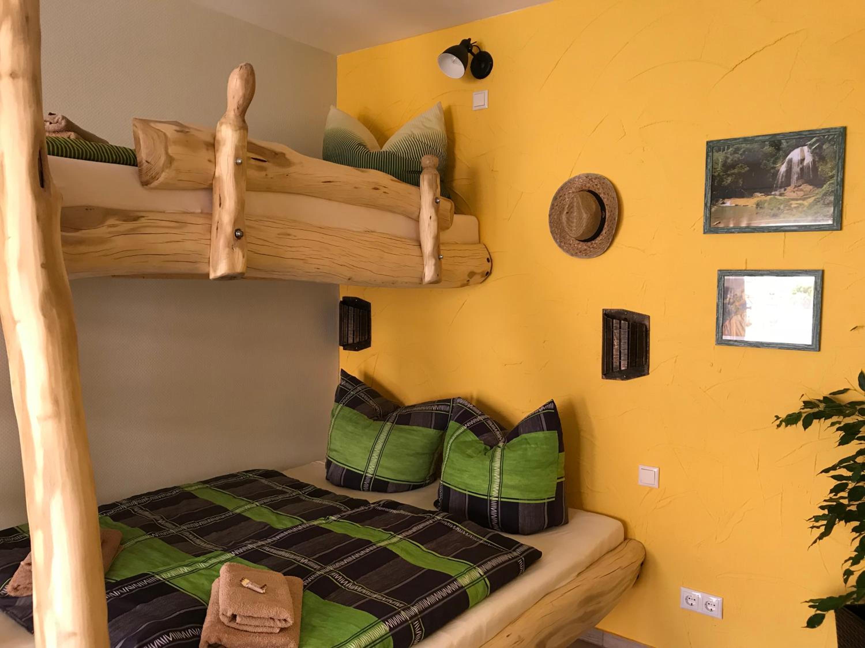 Triple Room with Bathroom photo 2
