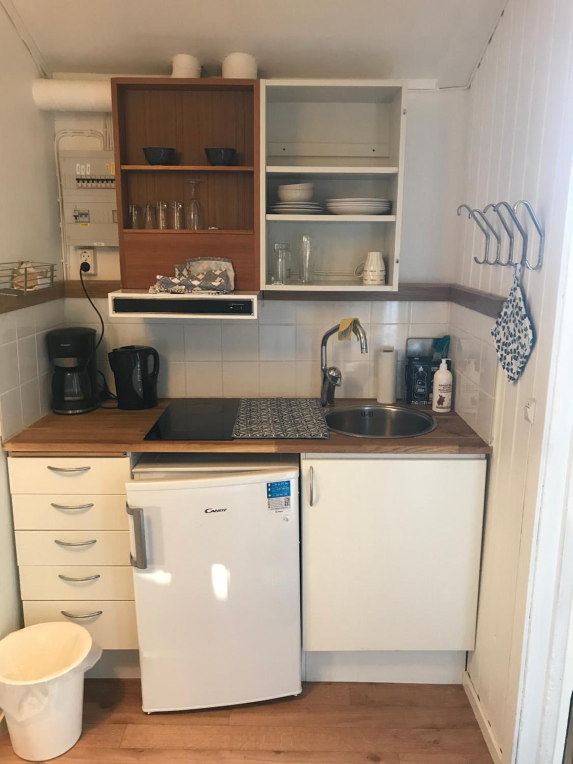 One-Bedroom Cottage - Photo 8