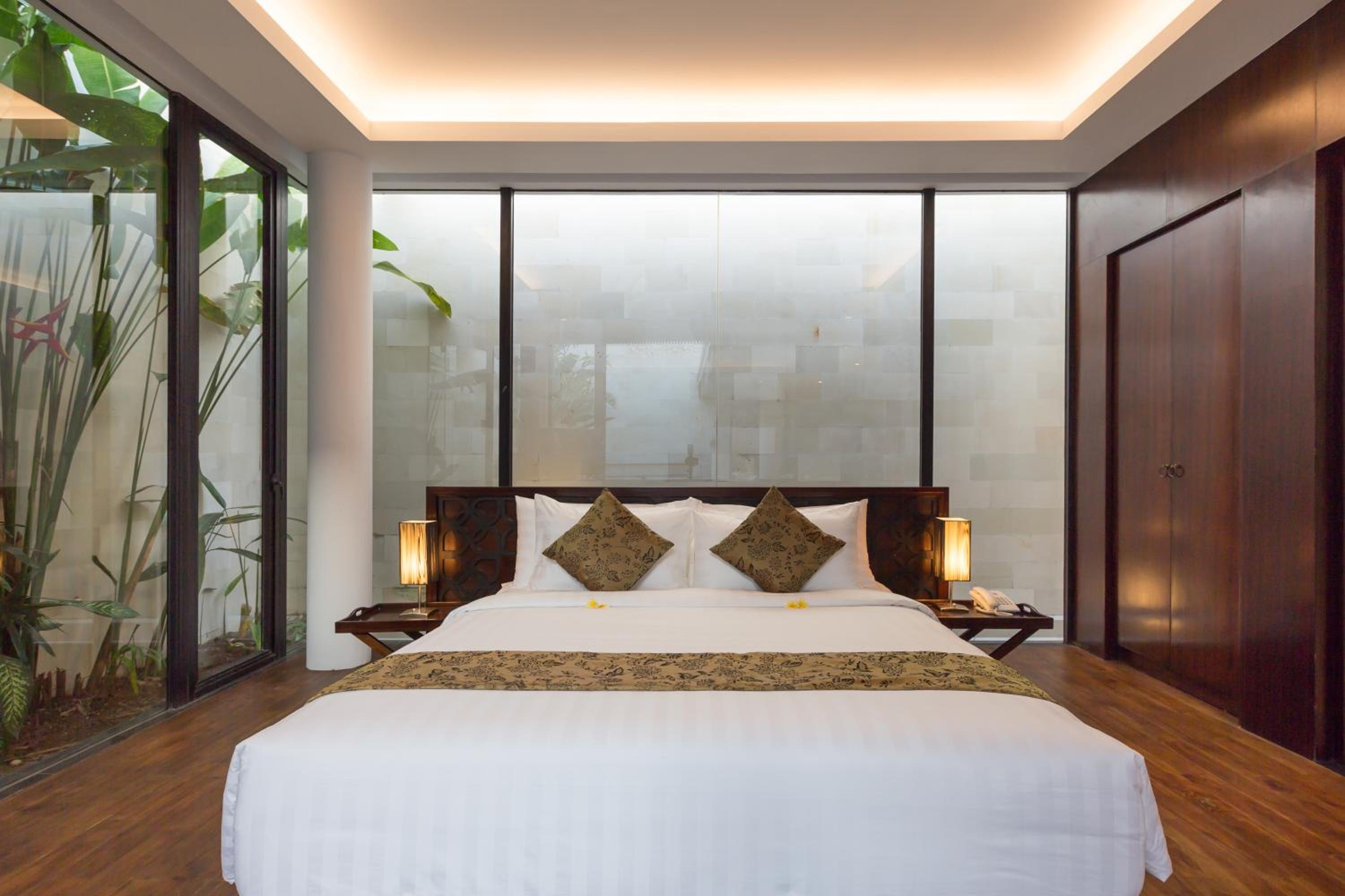 One-Bedroom Villa with Private Pool - Photo 9