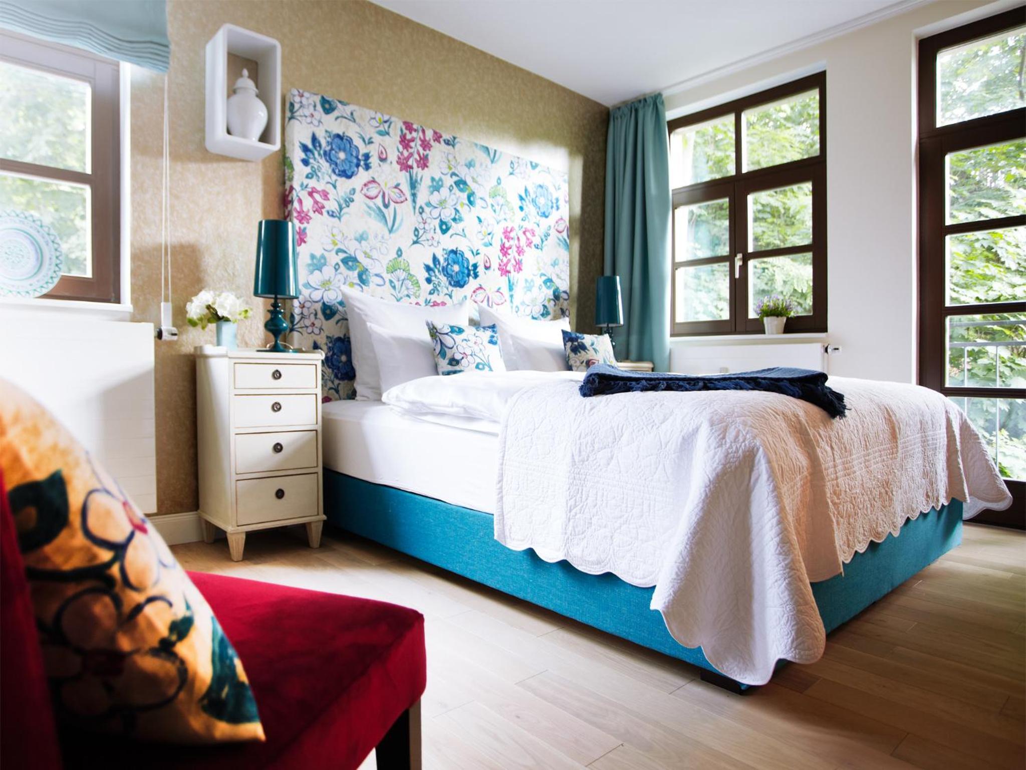 Double Room with Balcony - Photo 18