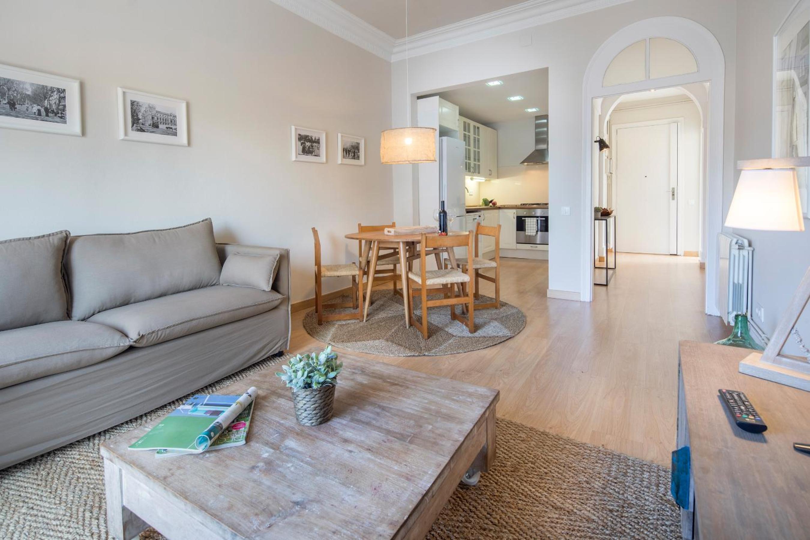 Apartment with Terrace photo 3