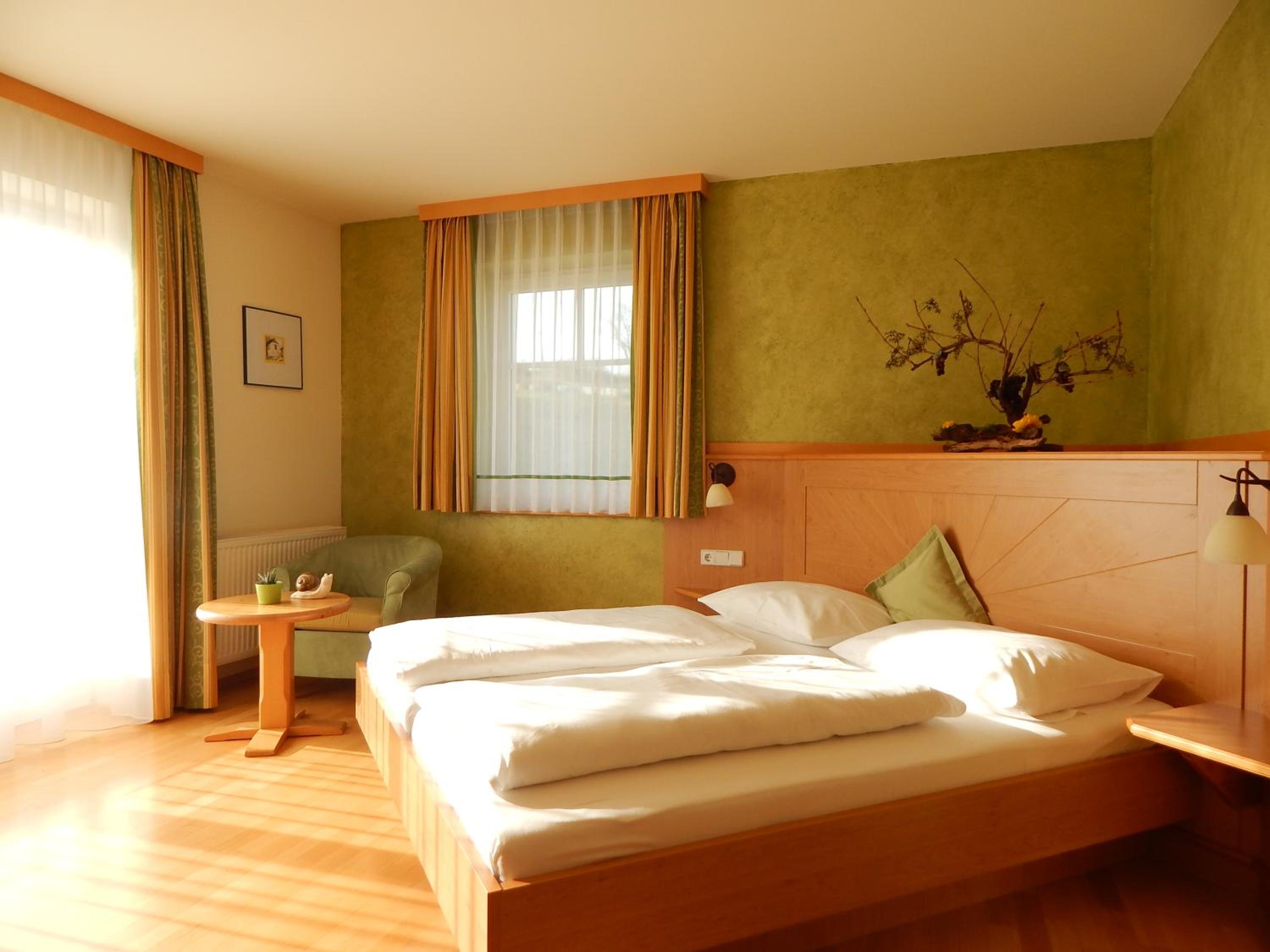 Double Room with Balcony - Photo 1