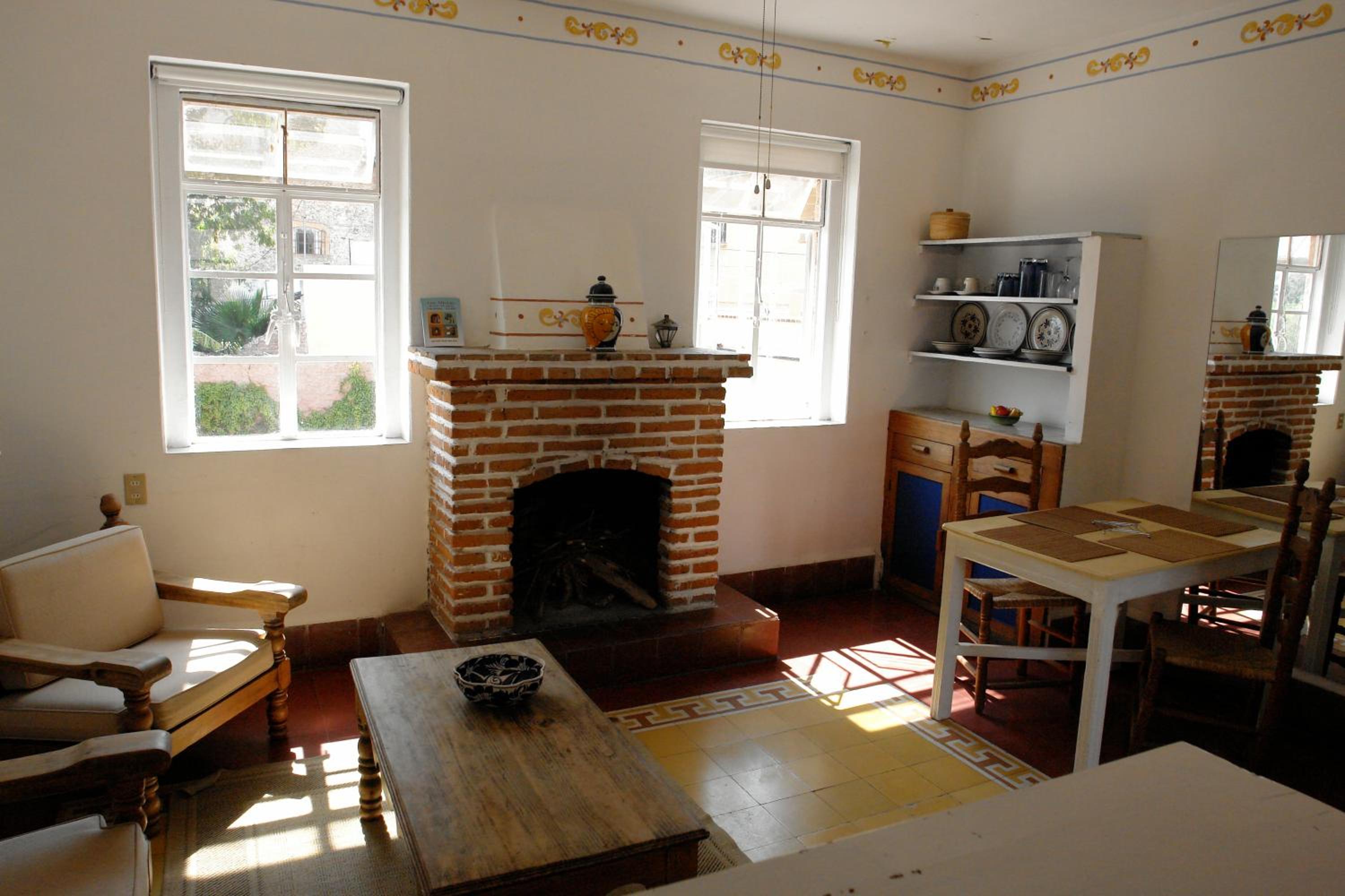 Standard Studio - Photo 27