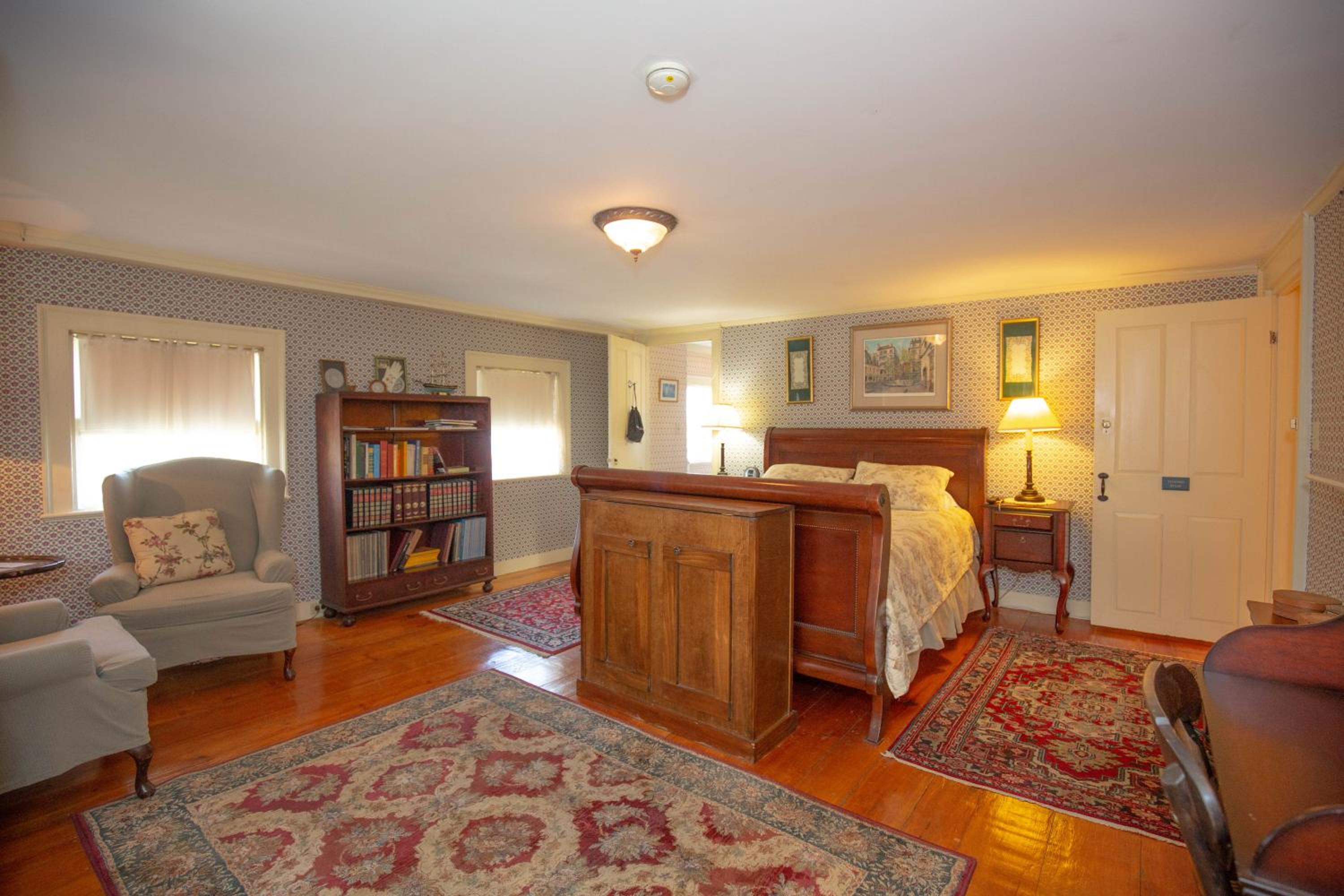 Classic Queen Room - Tedford photo 3