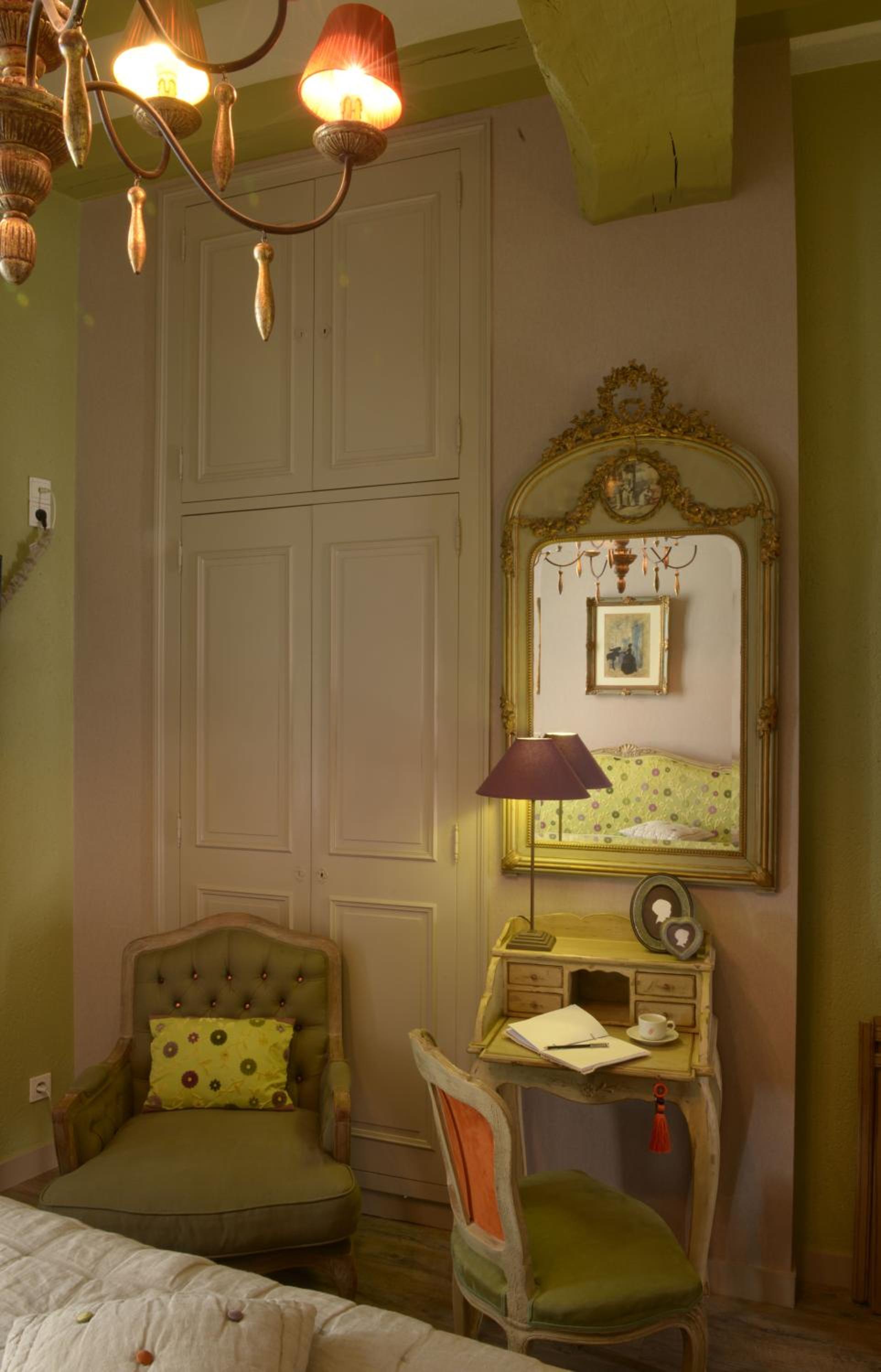 Classic Double Room - Photo 1