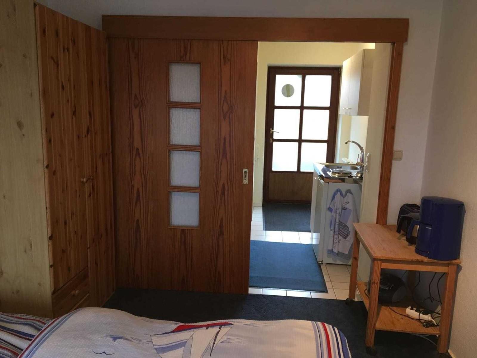 Apartment with Shower photo 2