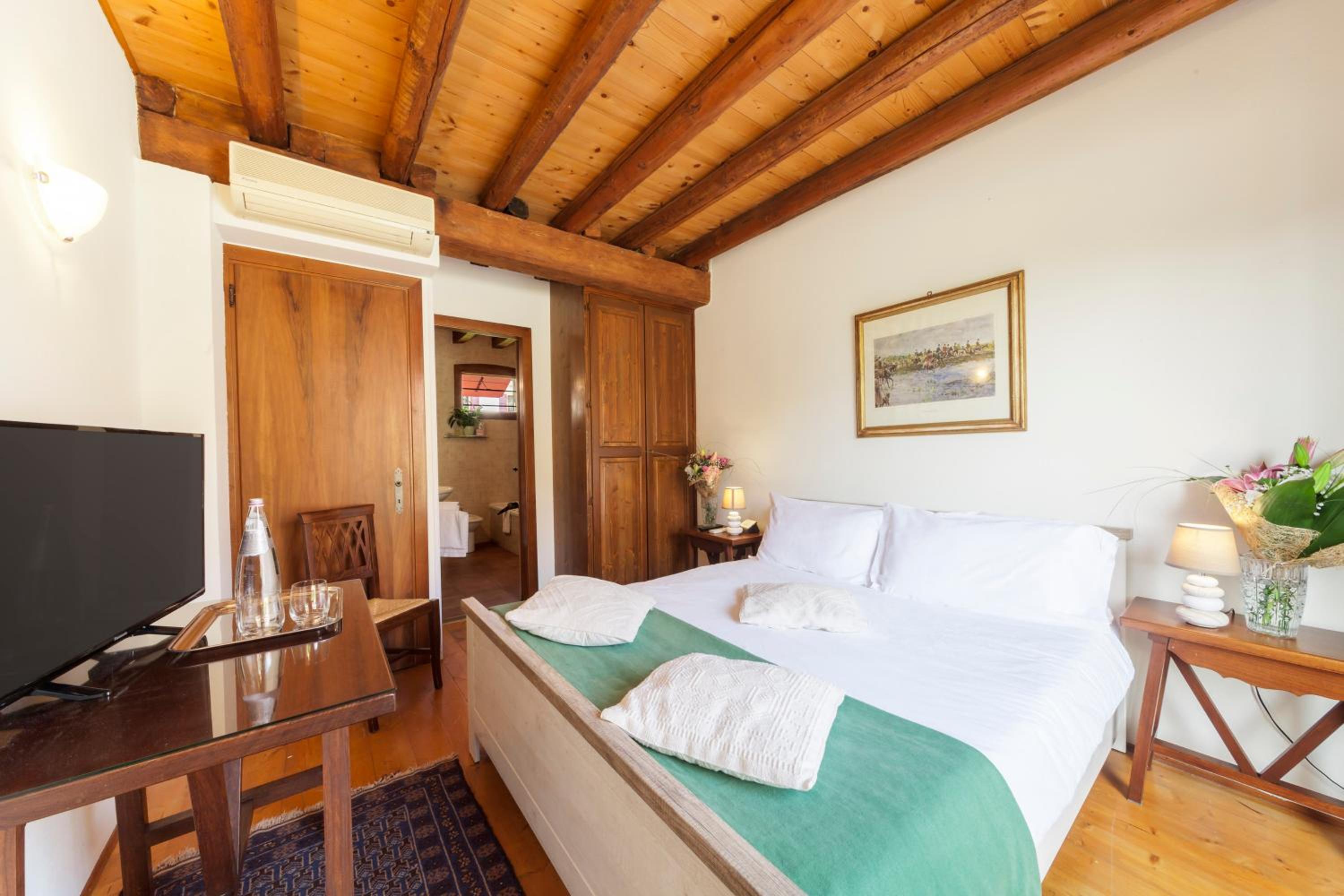 Double Room photo 2