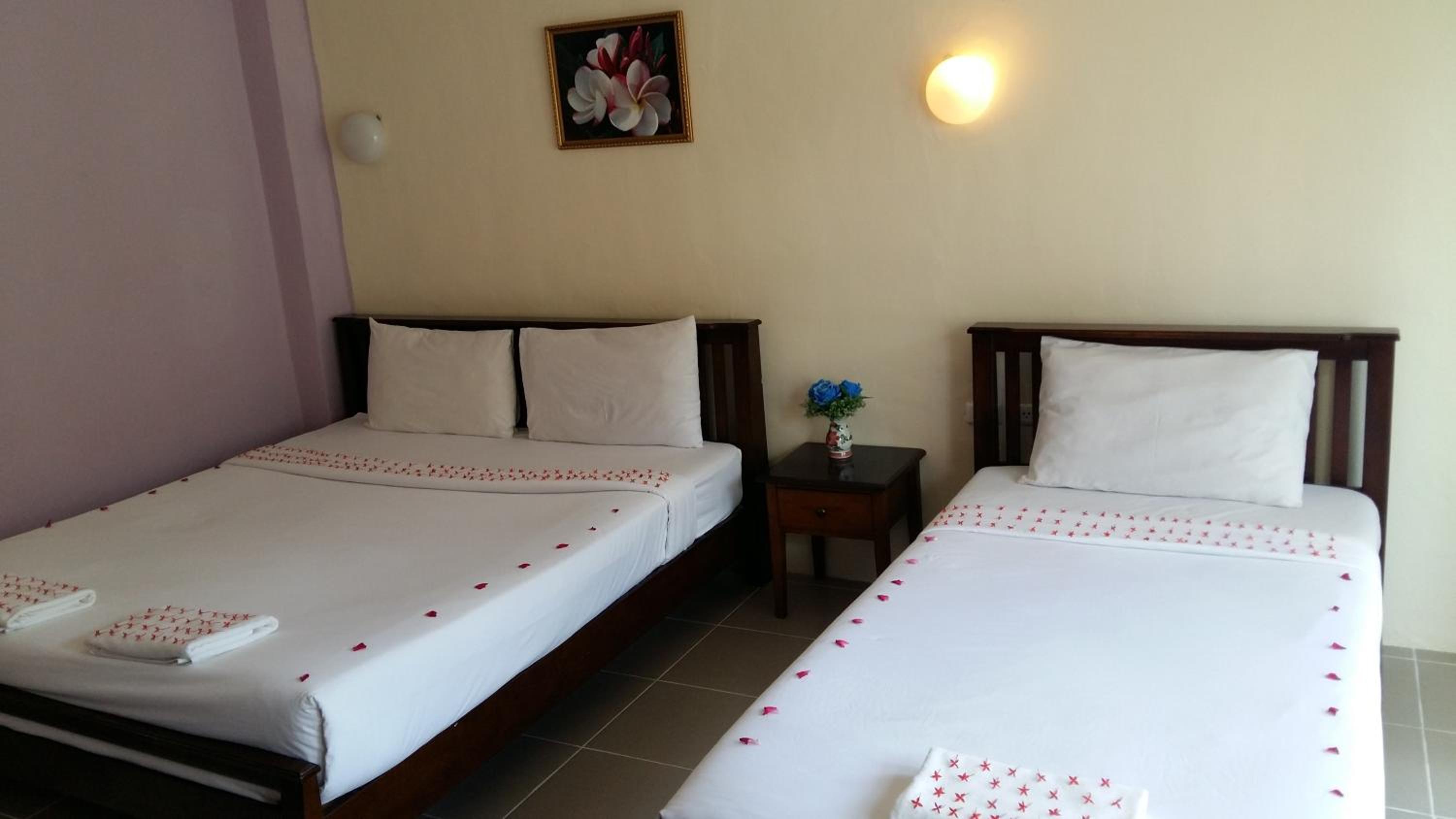 Superior Triple Room - Photo 11