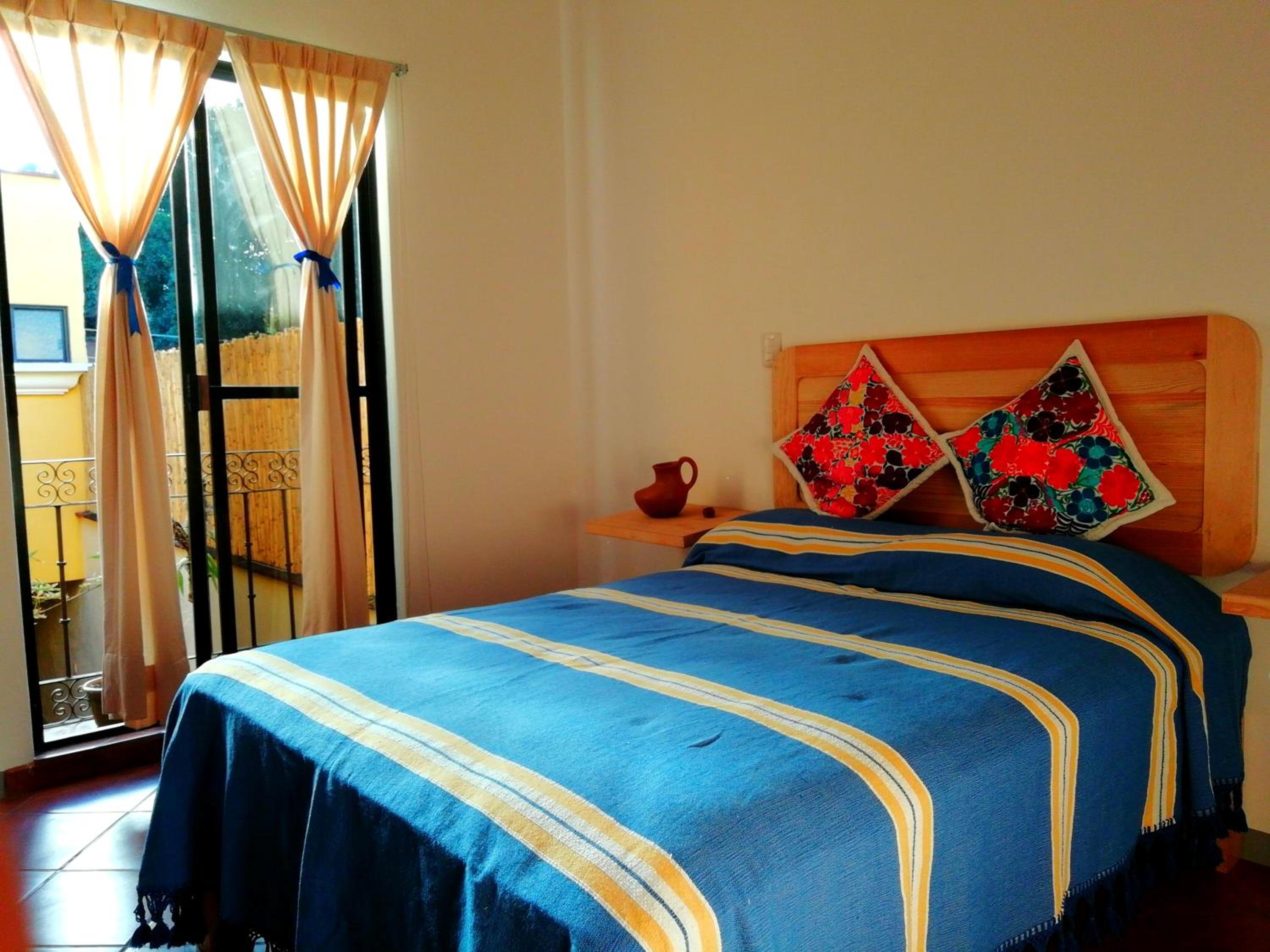 Double Room with Private Bathroom - Photo 1