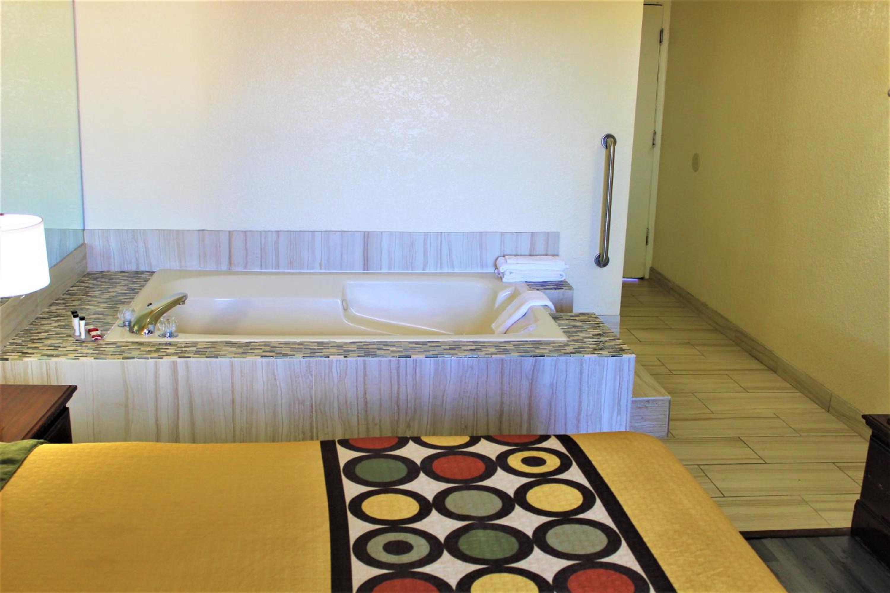King Studio Suite - Non-Smoking photo 1