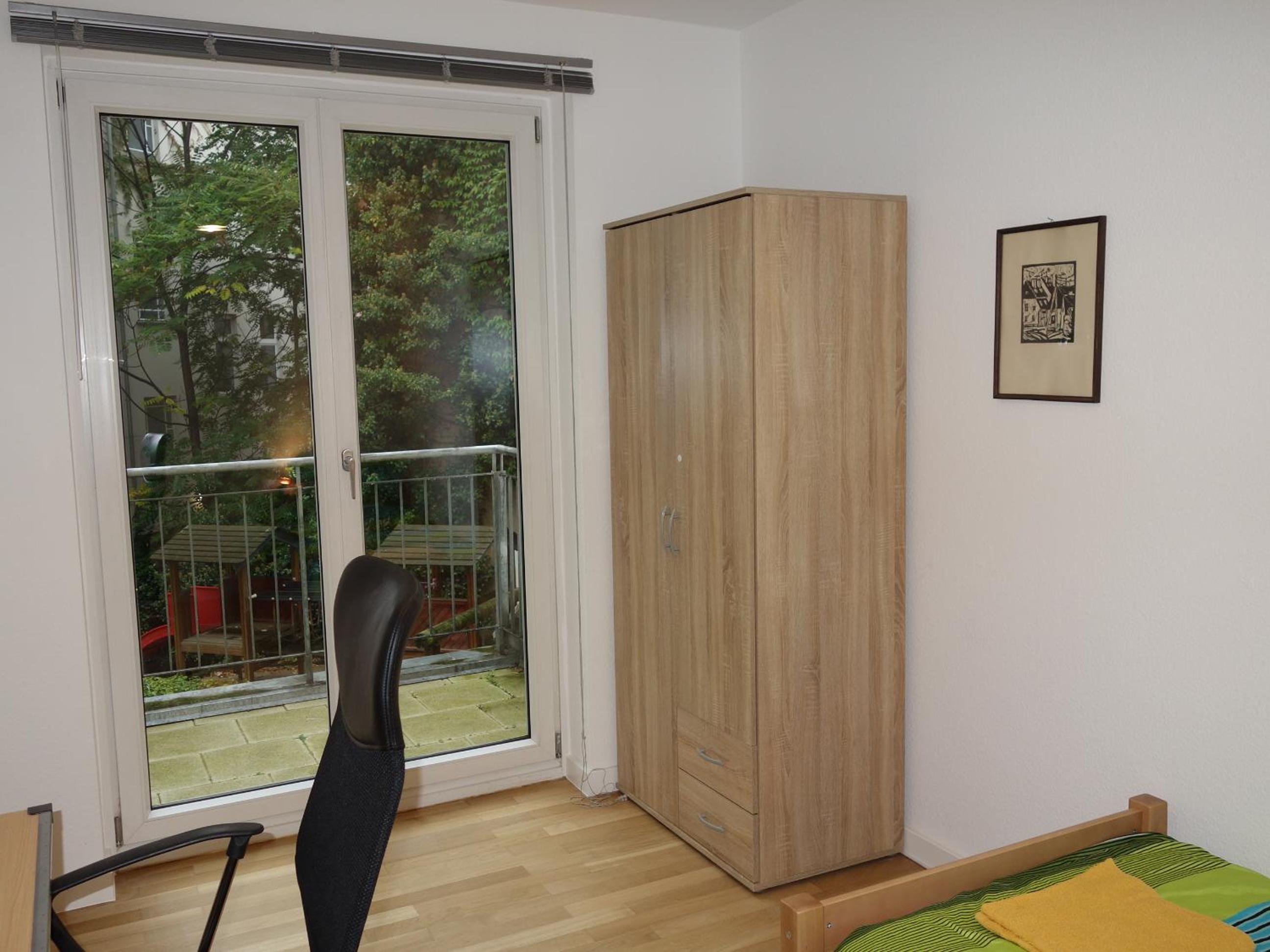 Single Room photo 3