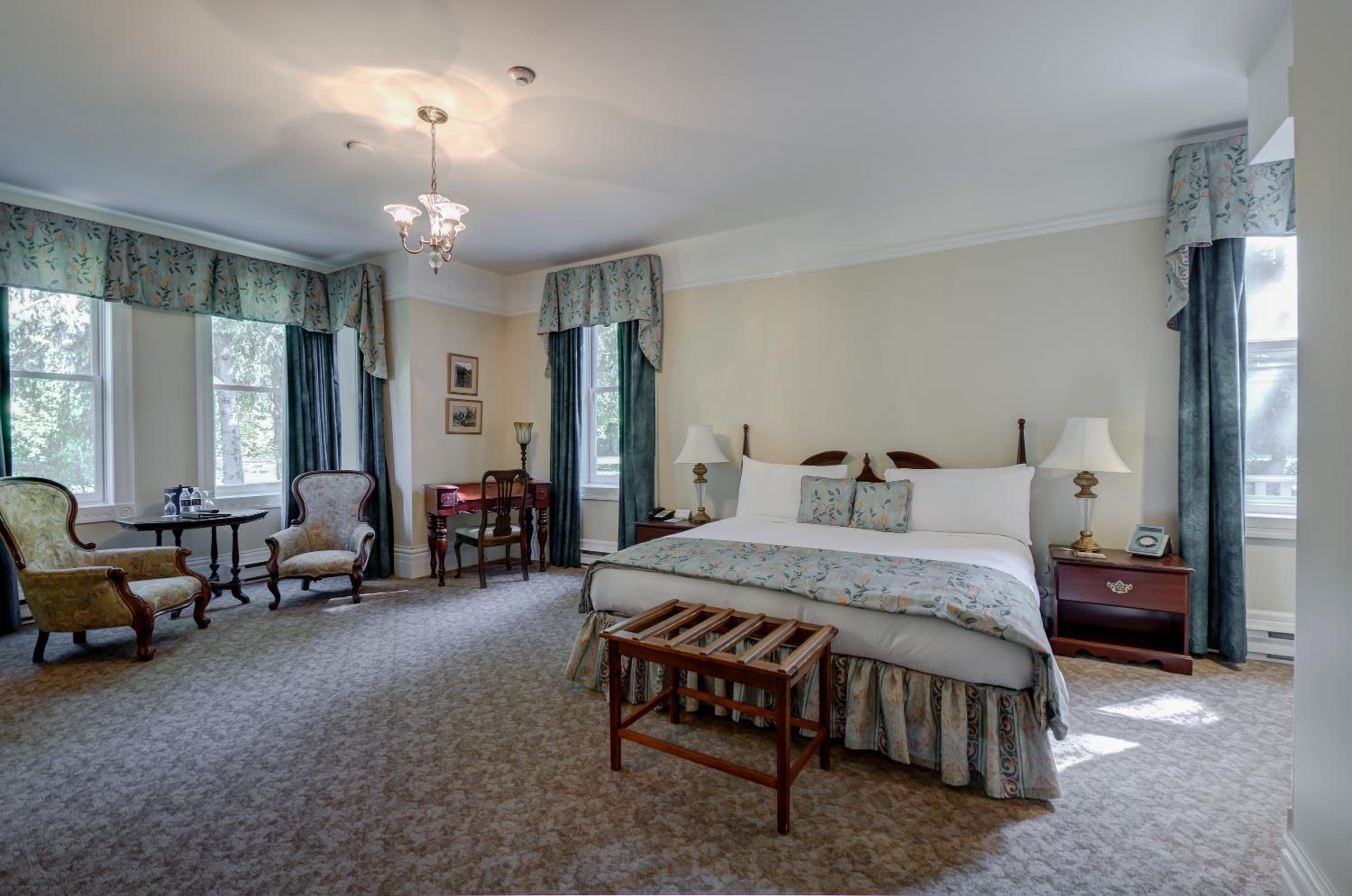 Deluxe Queen Room photo 1
