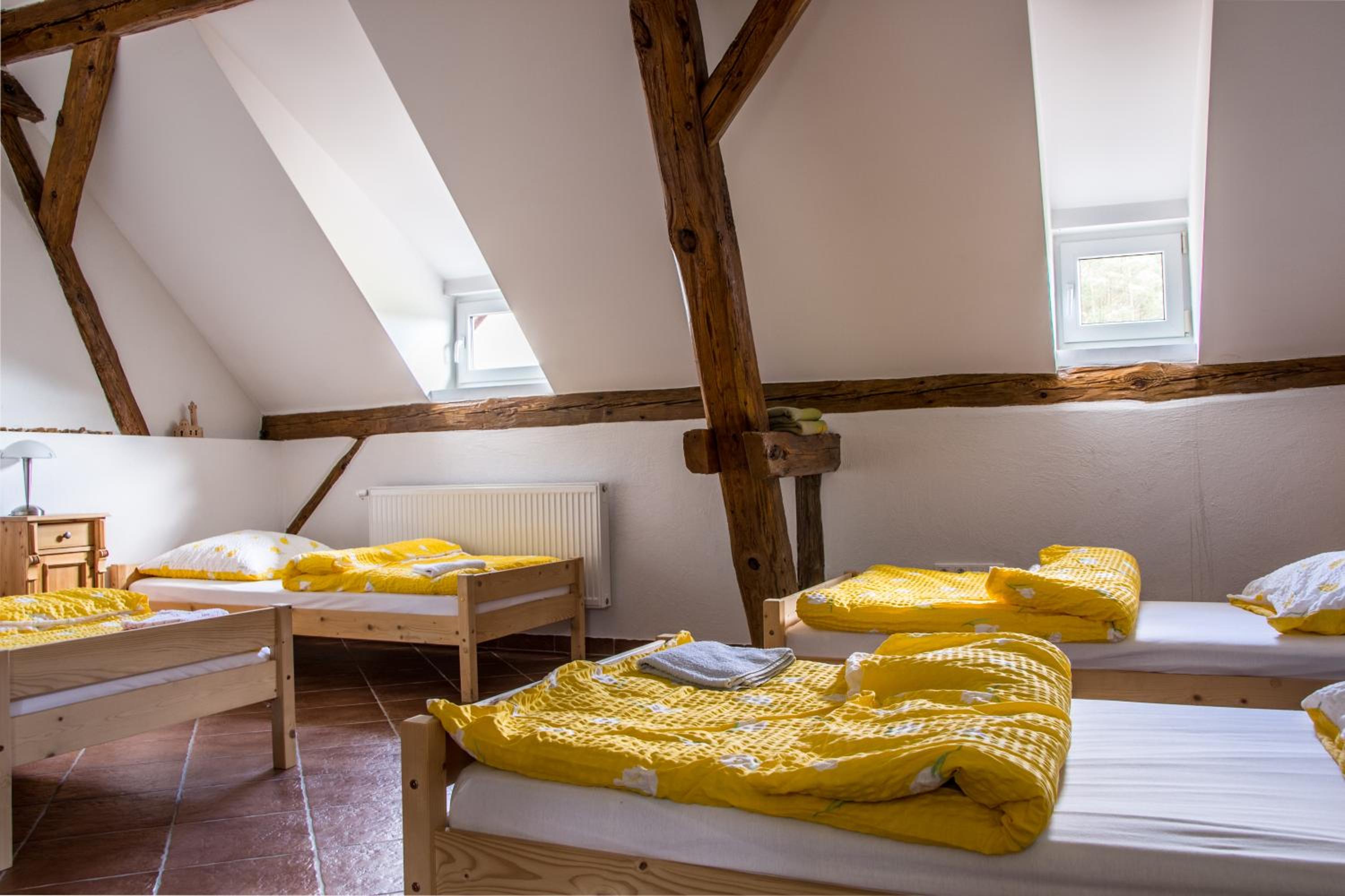 Triple Room with Bathroom - Photo 3