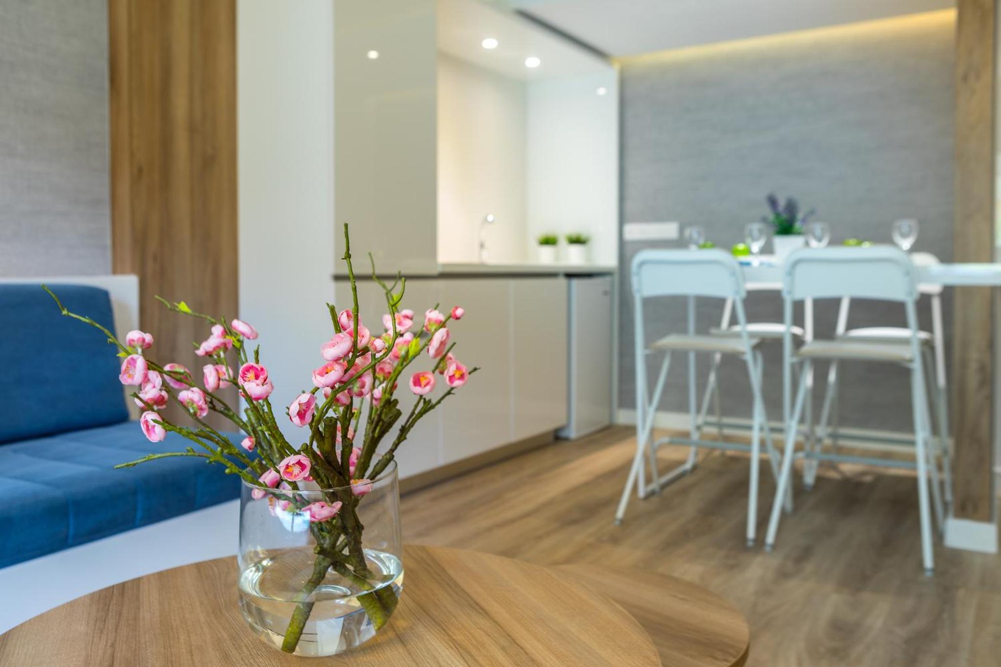 Superior One-Bedroom Suite with Garden View - Photo 5