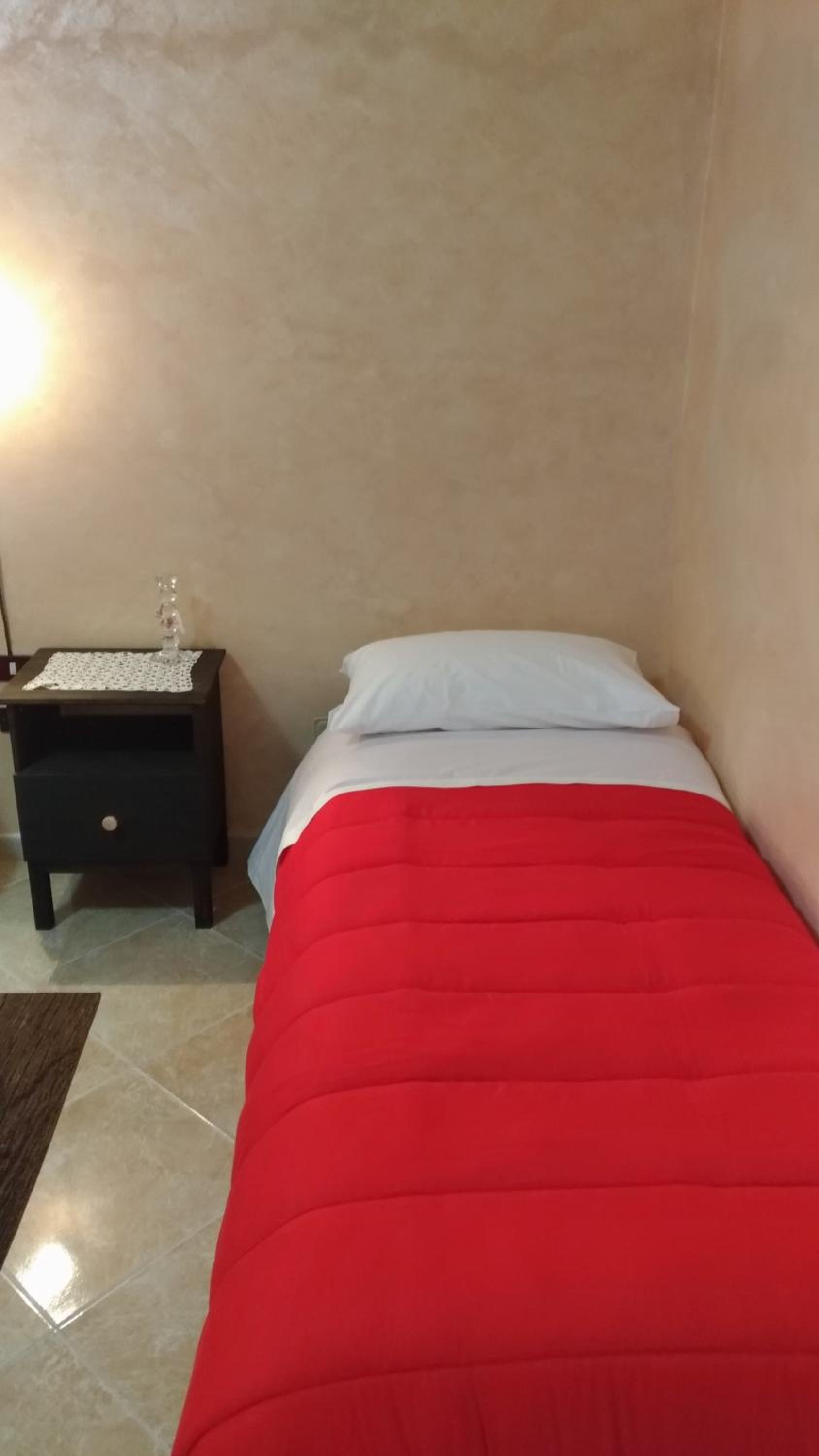 Double or Twin Room with Private Bathroom photo 3