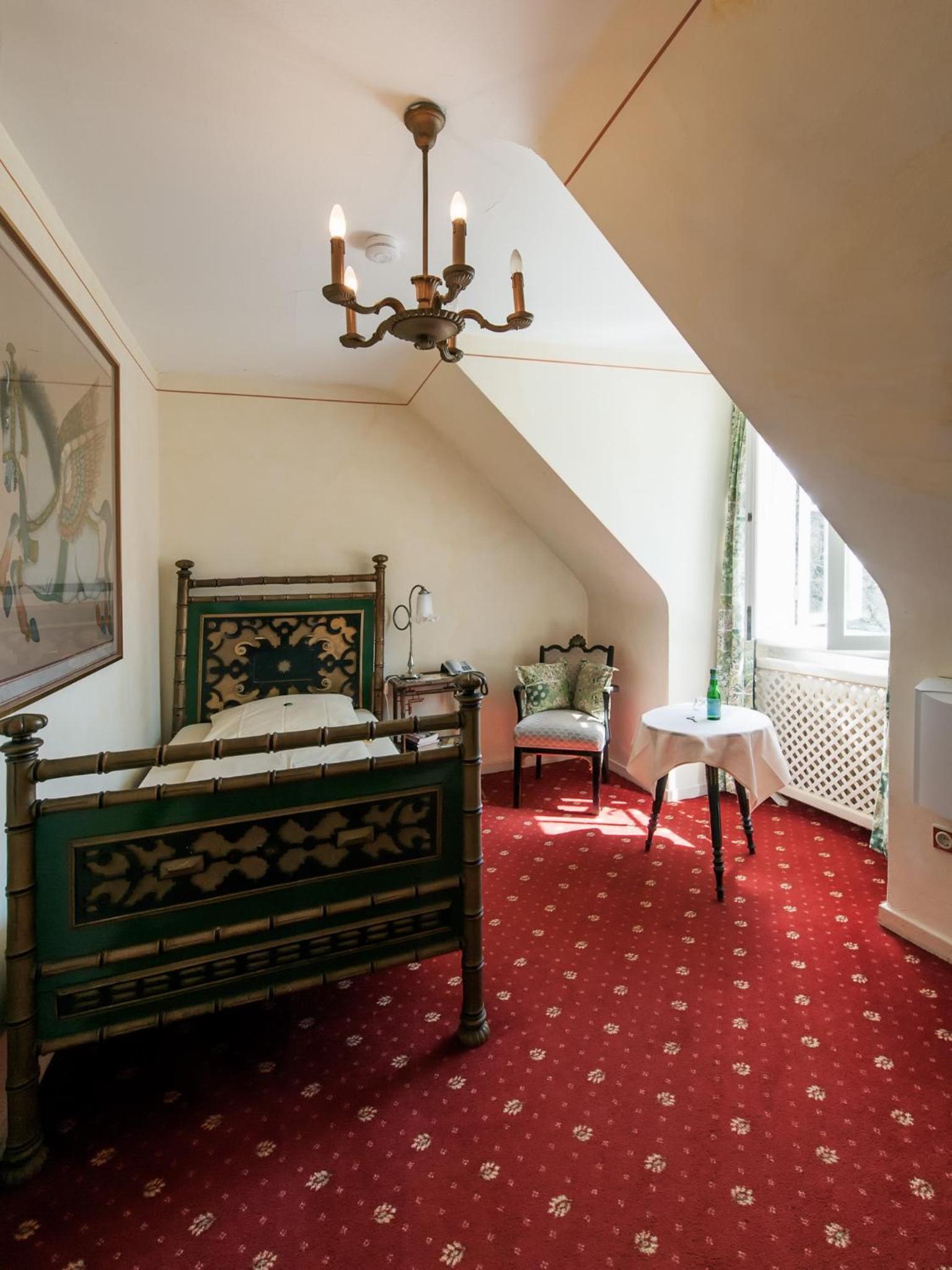 Single Room photo 2