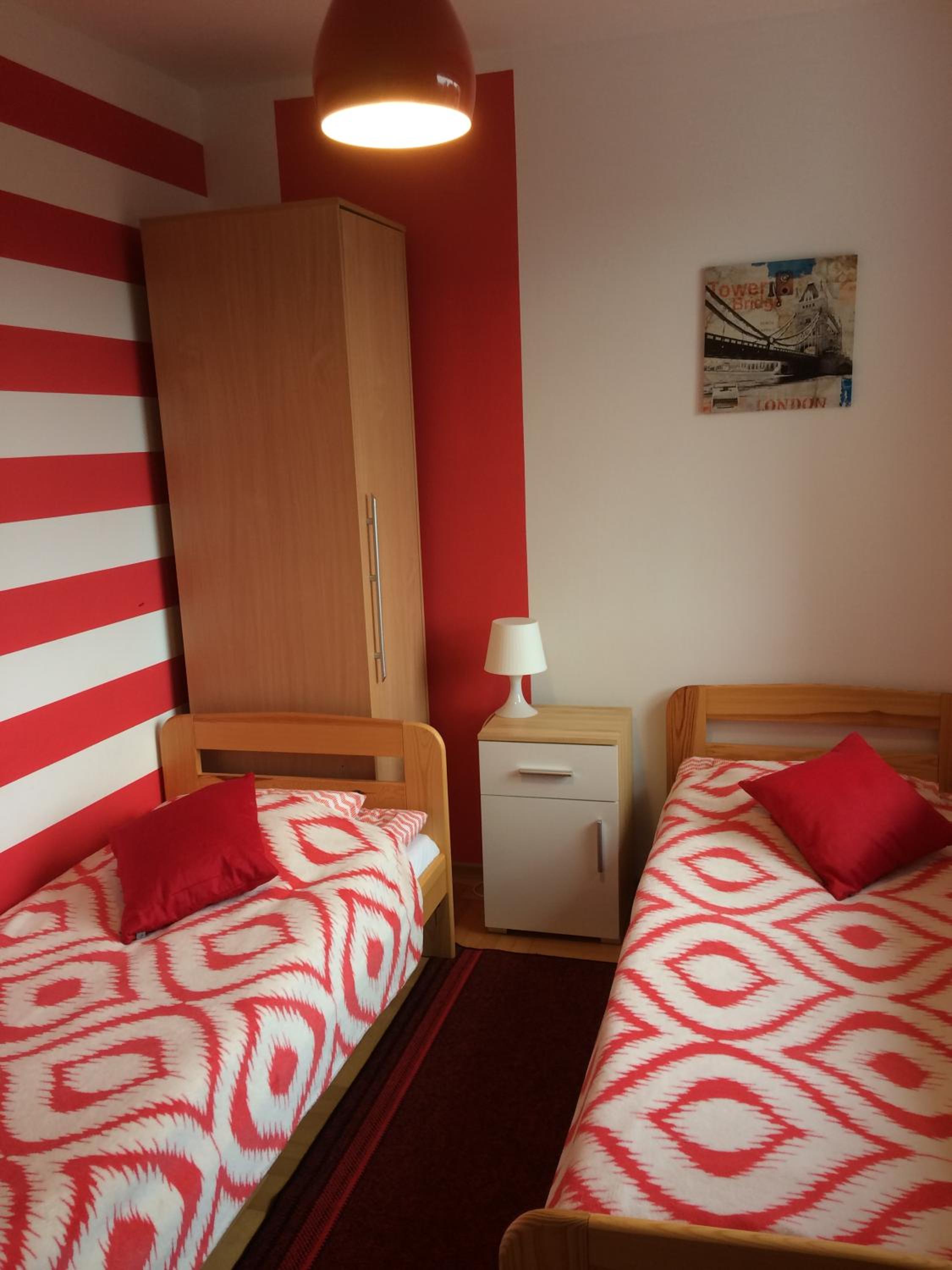 Small Double Room - Photo 3