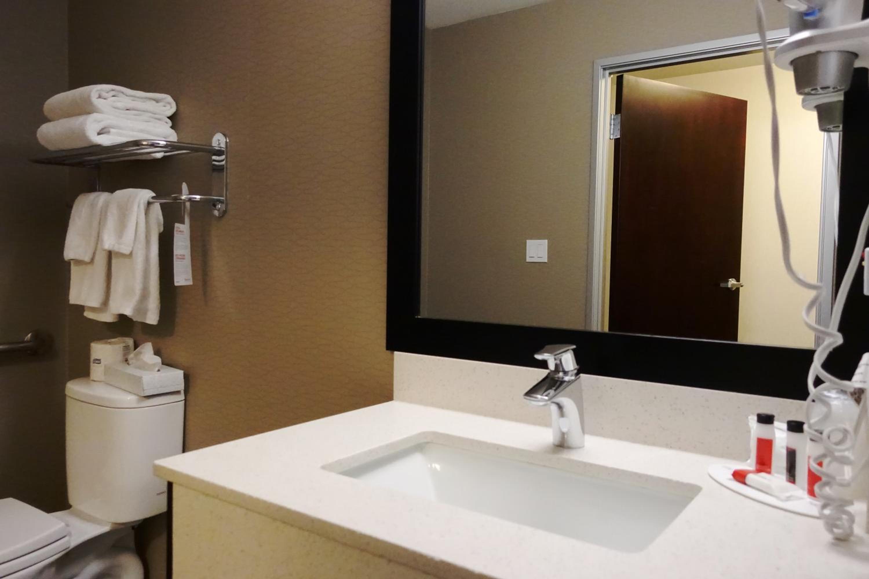 Ramada by Wyndham Moose Jaw, 사진 5