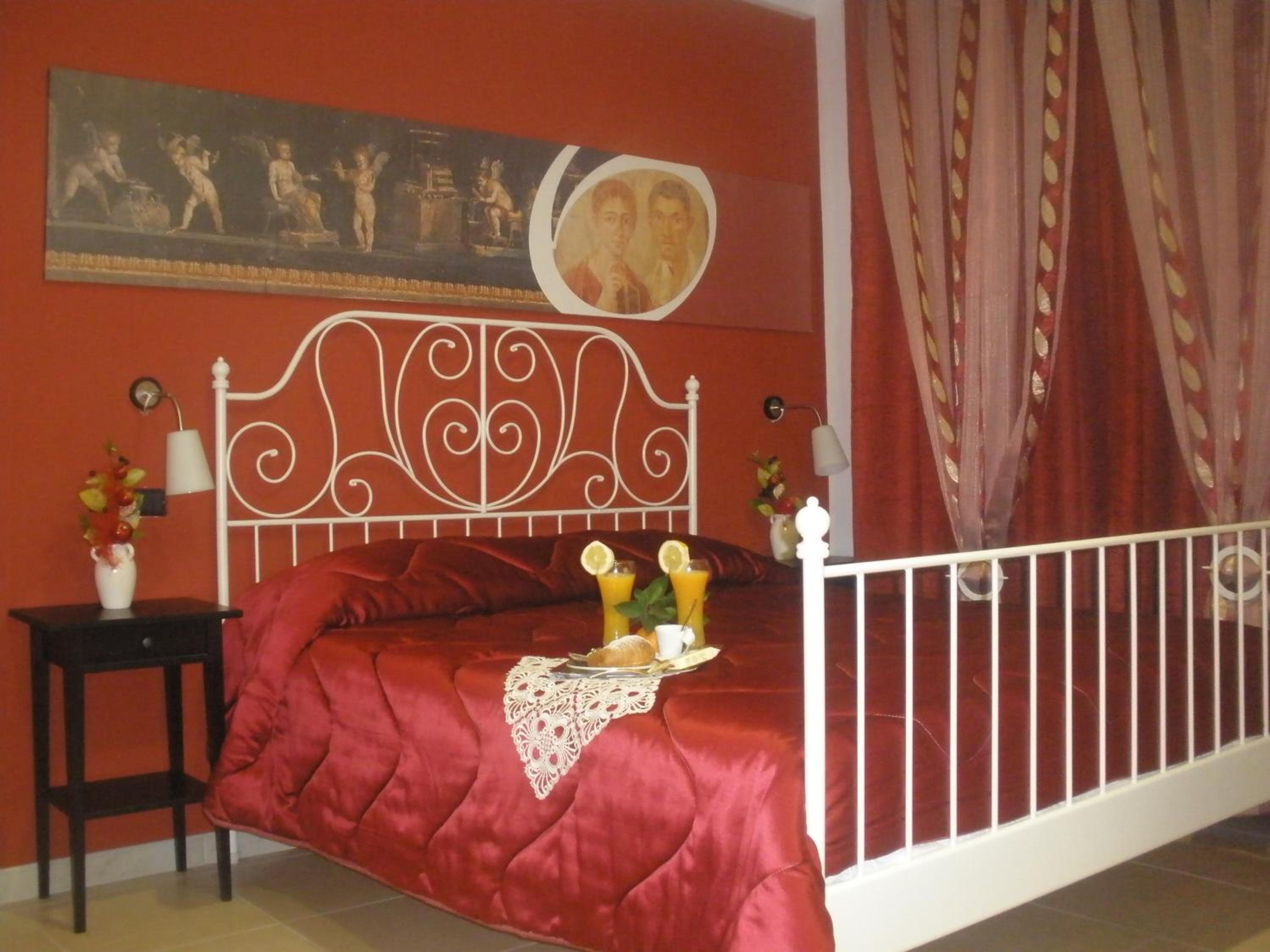 Double Room - Photo 25