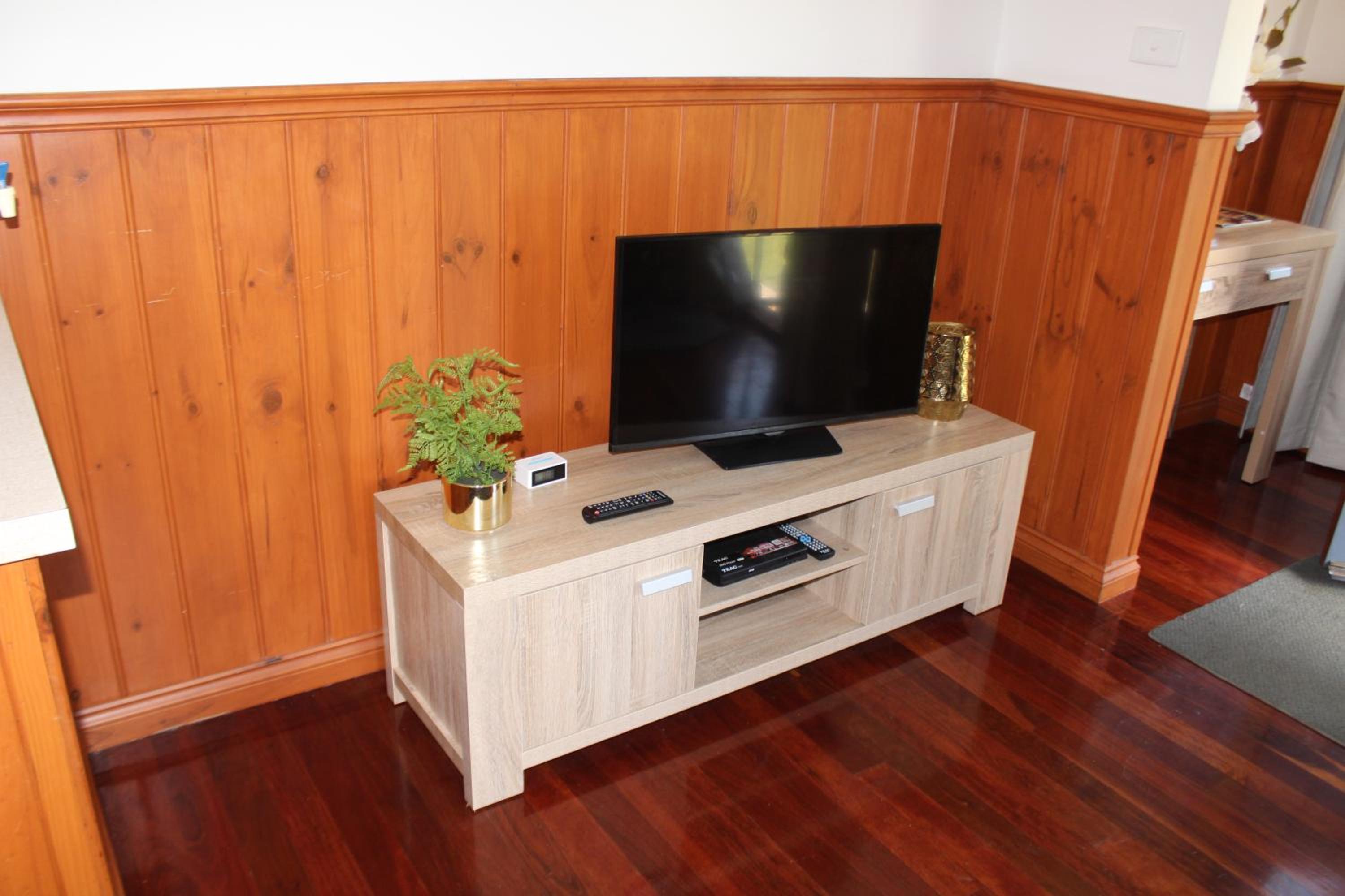 Studio Cottage - No Pets Allowed