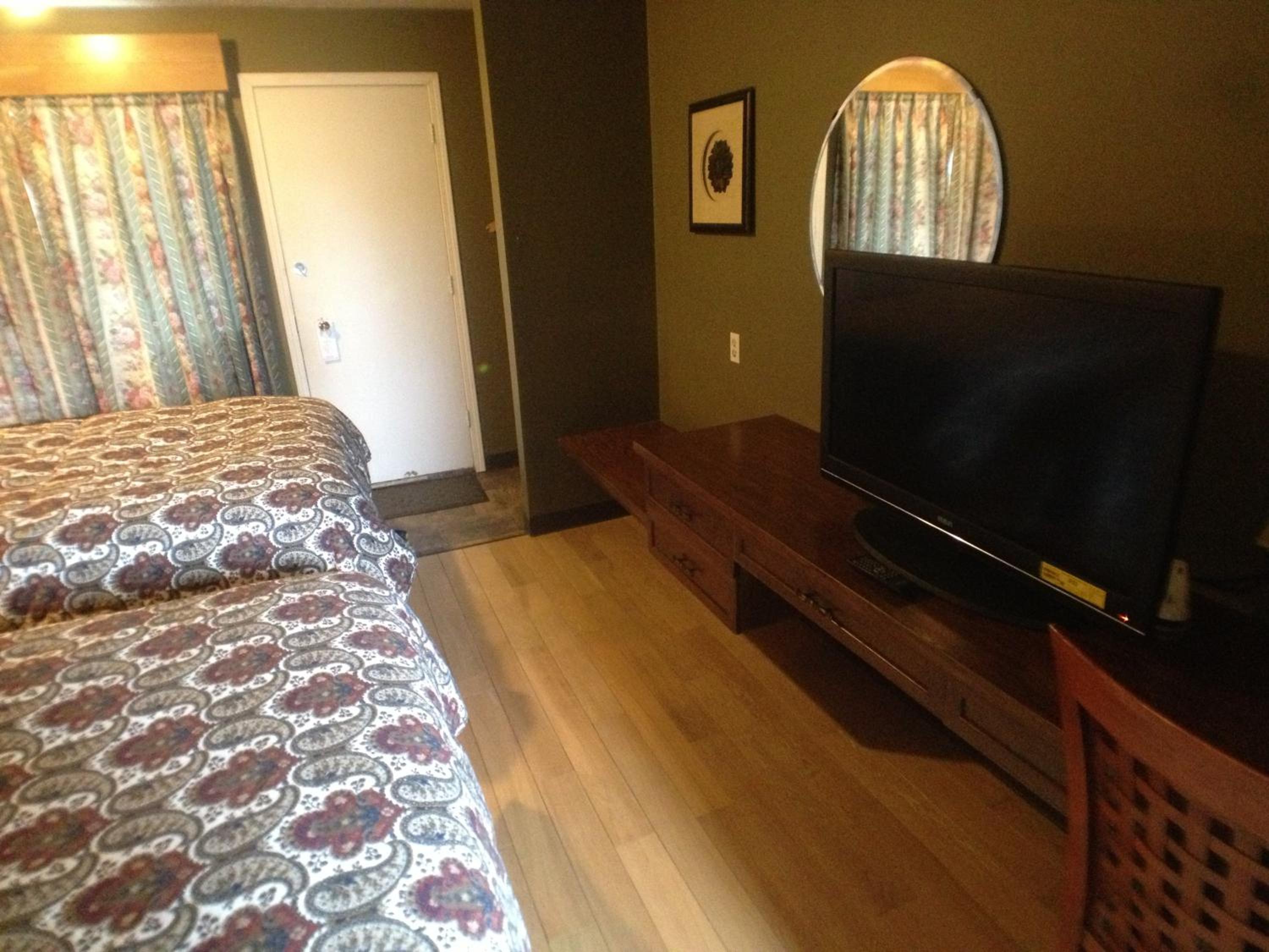 Double Room with Two Double Beds photo 3